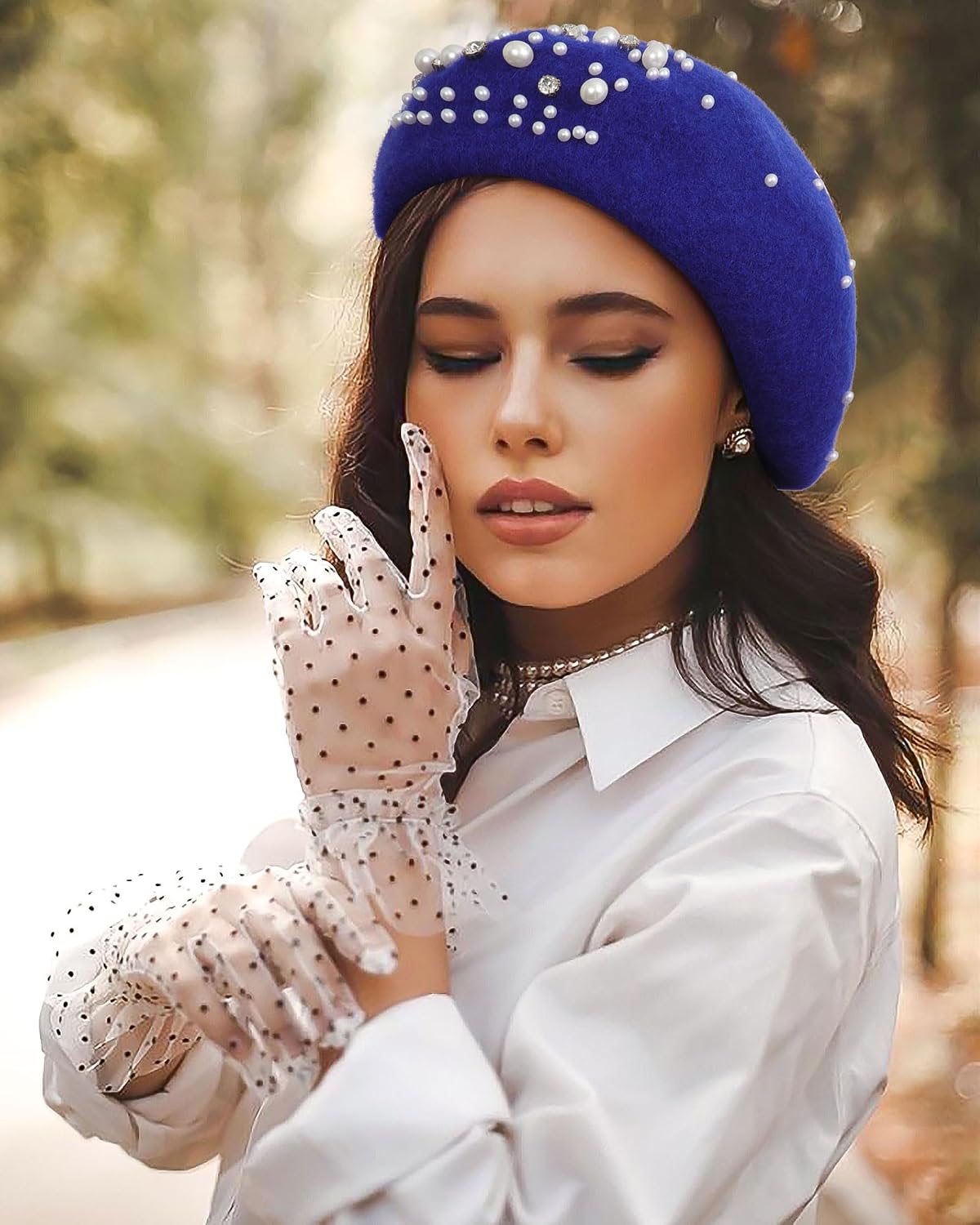 Boina clásica de lana francesa con adornos de perlas y diamantes de...