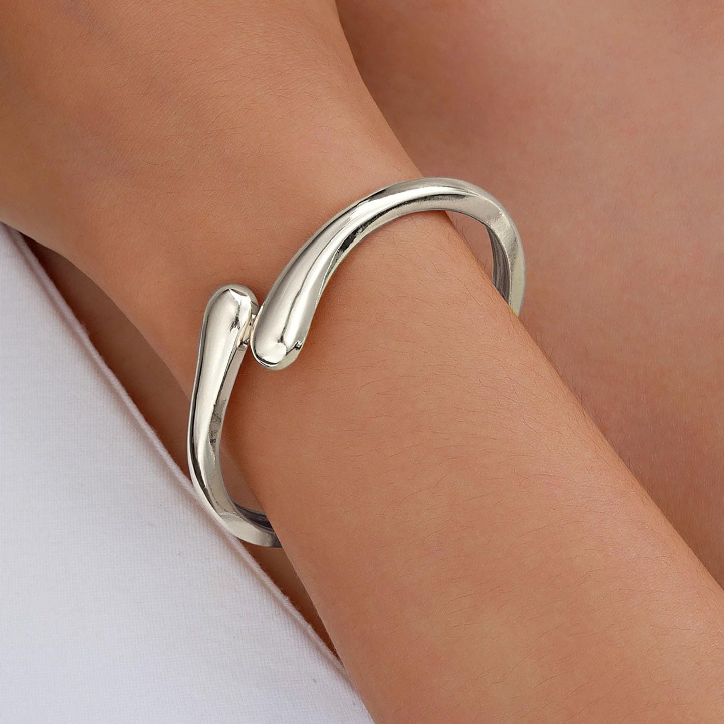 MTINAPS Brazalete de oro para mujeres y adolescentes, pulsera de mo...