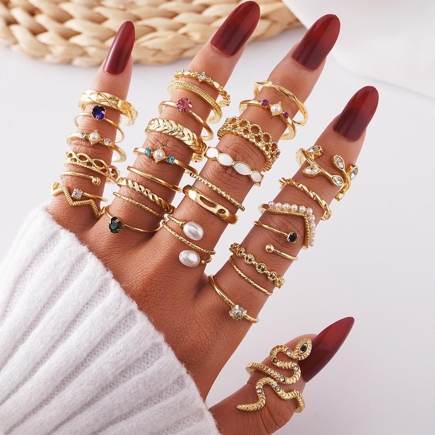 KISS WIFE Anillos apilables de oro para mujer, delicado juego de an...