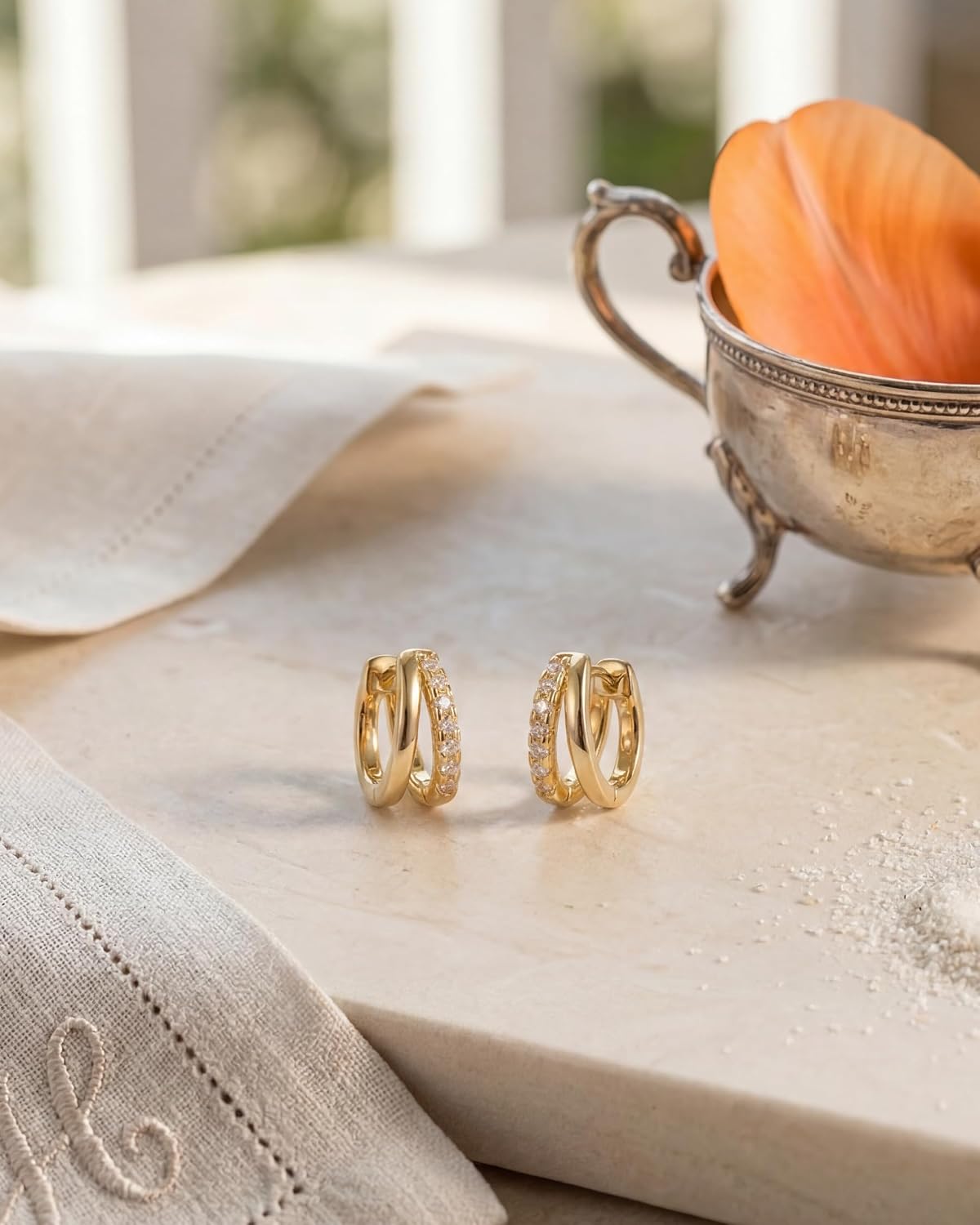 Aretes de aro de oro para mujer de MUMREUES, aretes envolventes cha...