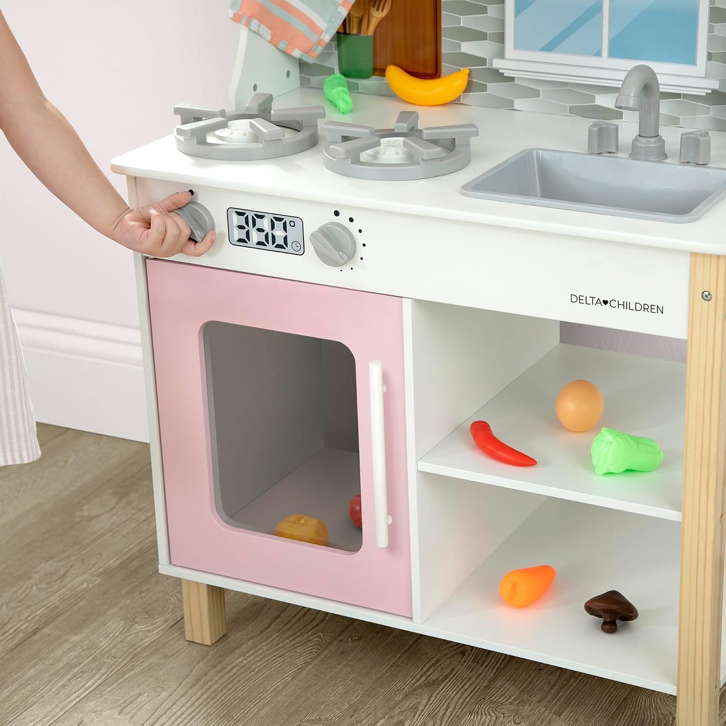 Delta Children Tiny Chef Play Kitchen - Juego de cocina de juguete...