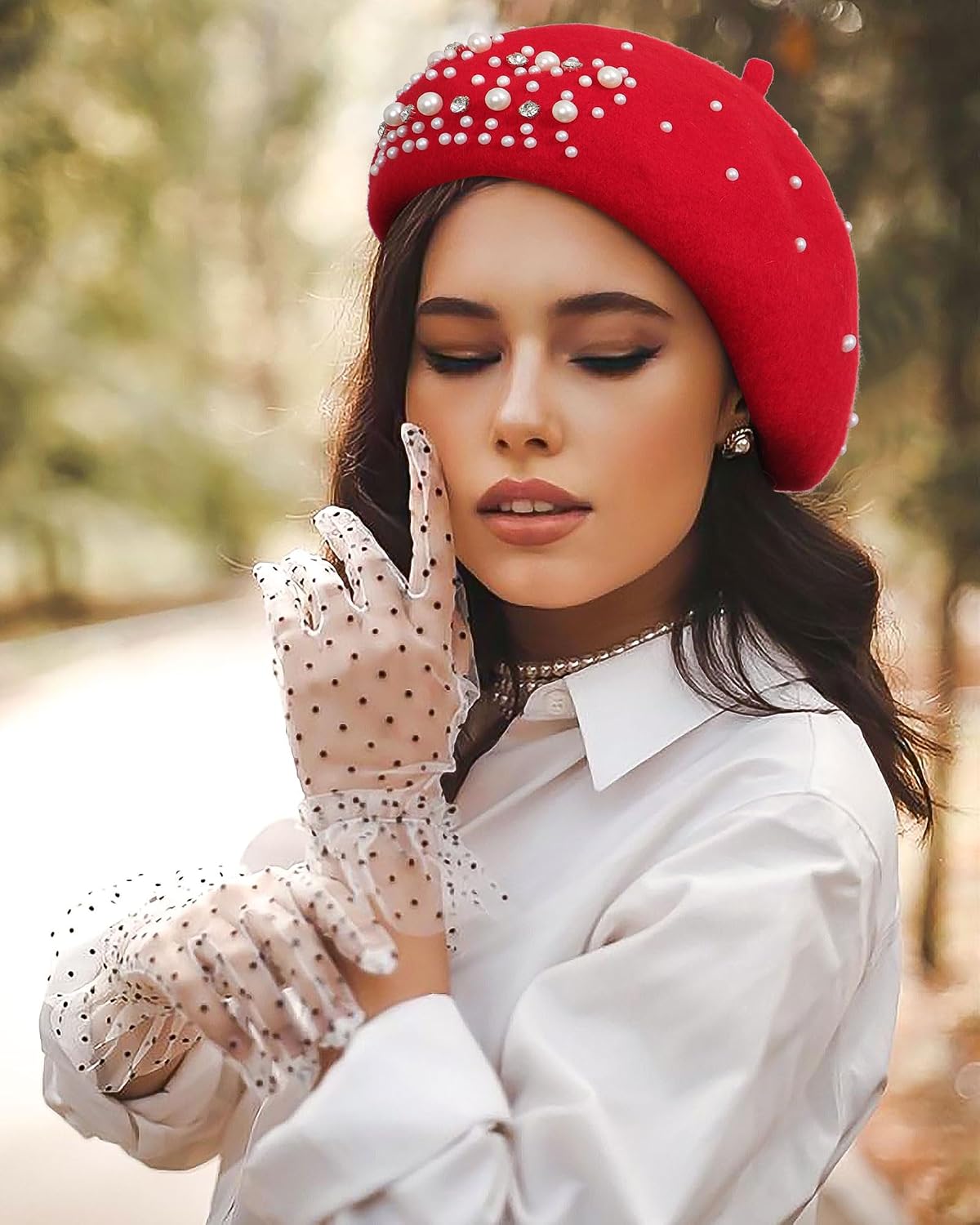Boina clásica de lana francesa con adornos de perlas y diamantes de...