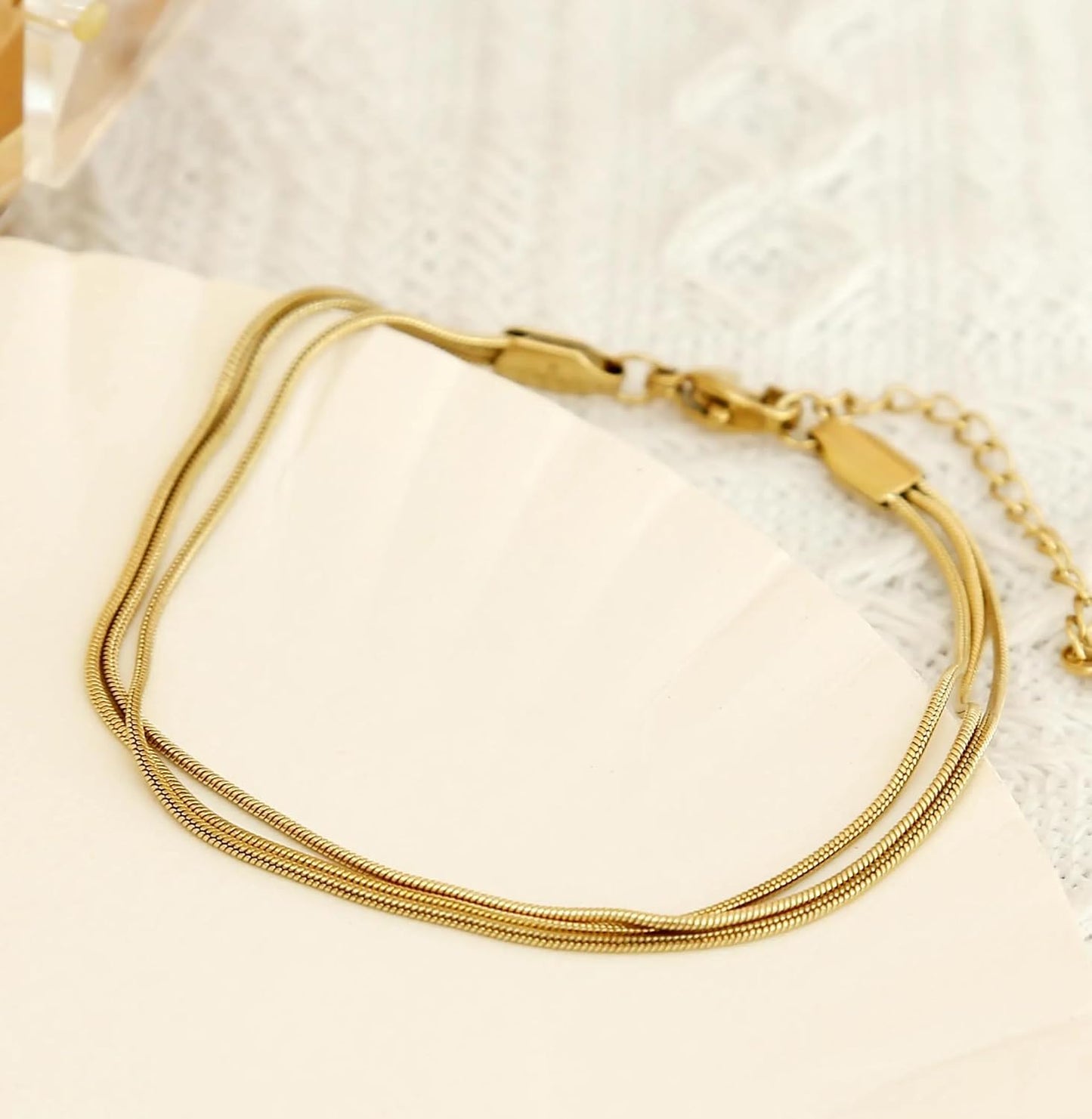 Striviio Pulseras de oro para mujer, chapado en oro de 14 quilates,...