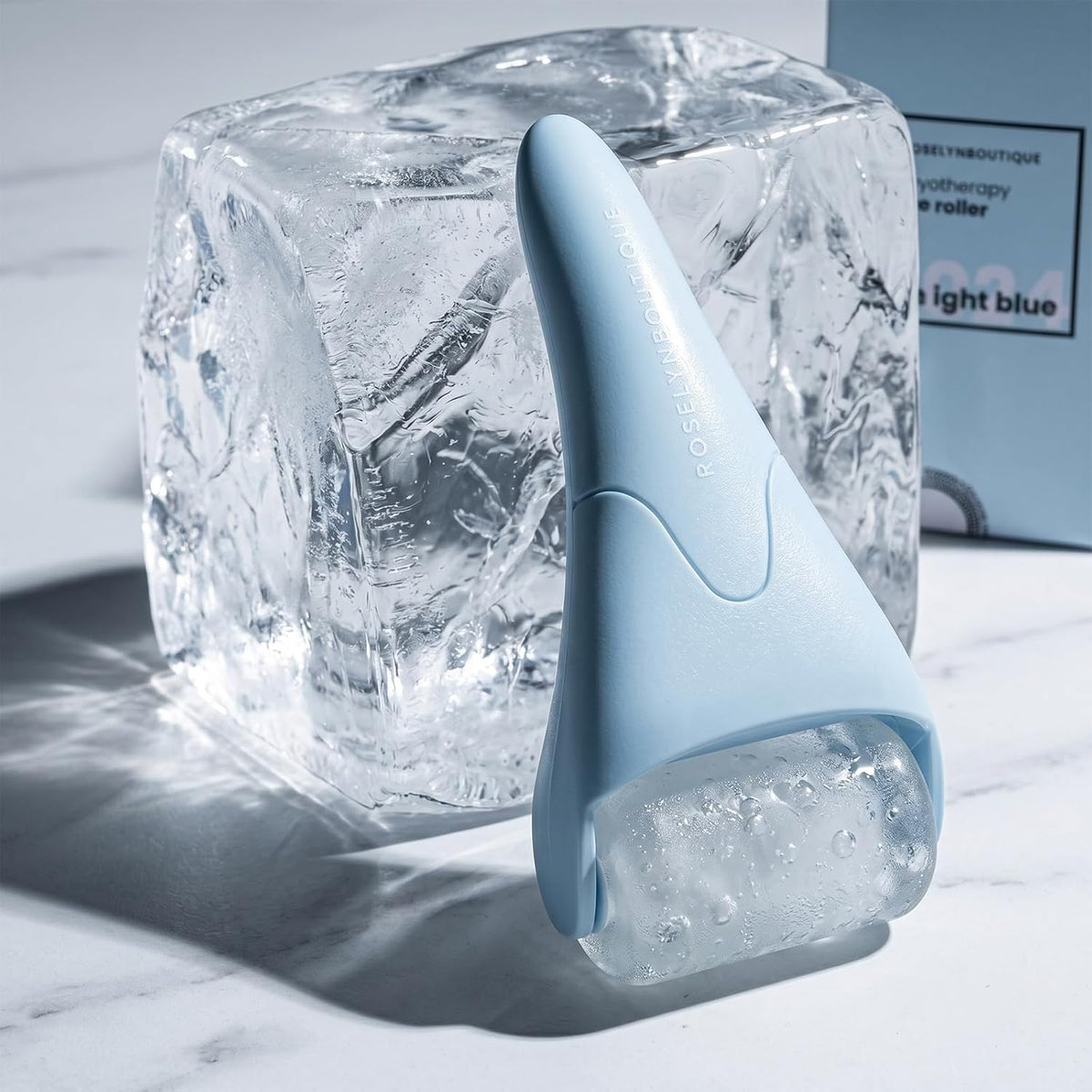 ROSELYNBOUTIQUE Rodillo de hielo para la cara, palo masajeador para...