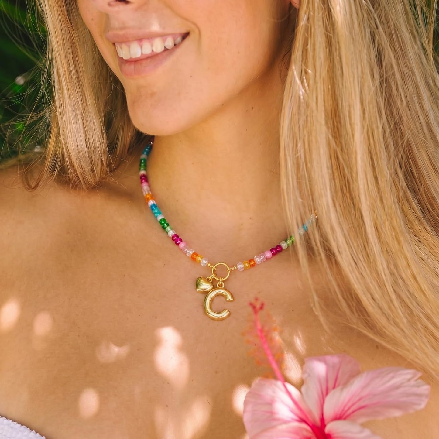 LOVEZORA Collar con inicial para mujer, collares de cuentas de colo...