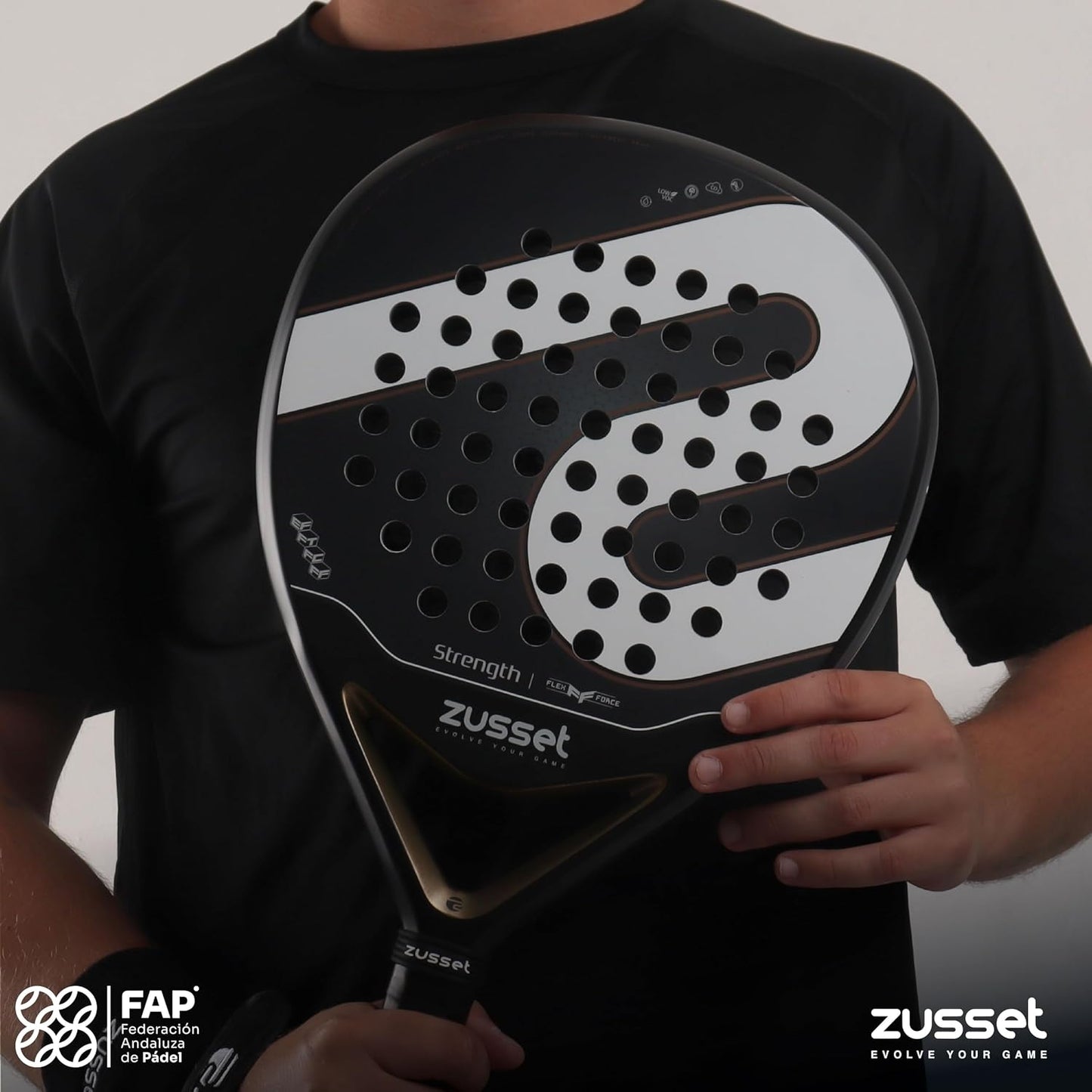 Pala de Padel ZUSSET Strength 2025 | Avanzada Forma Redonda Pala de...