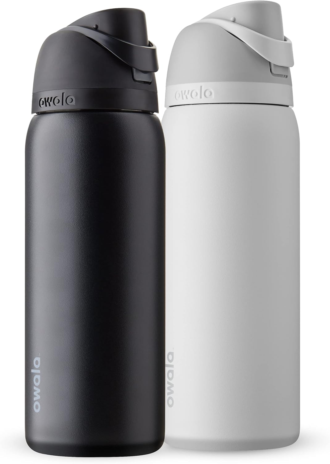 Botellas de agua aisladas de acero inoxidable Owala FreeSip con paj...