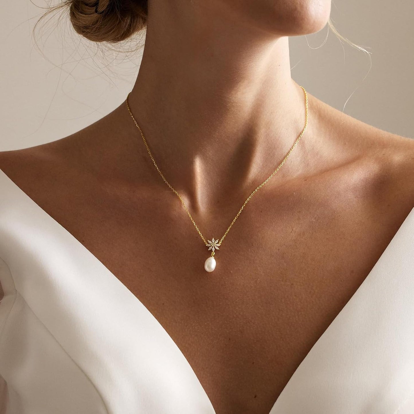 Decholly - Collares de perlas doradas para mujer, a la moda. Collar...