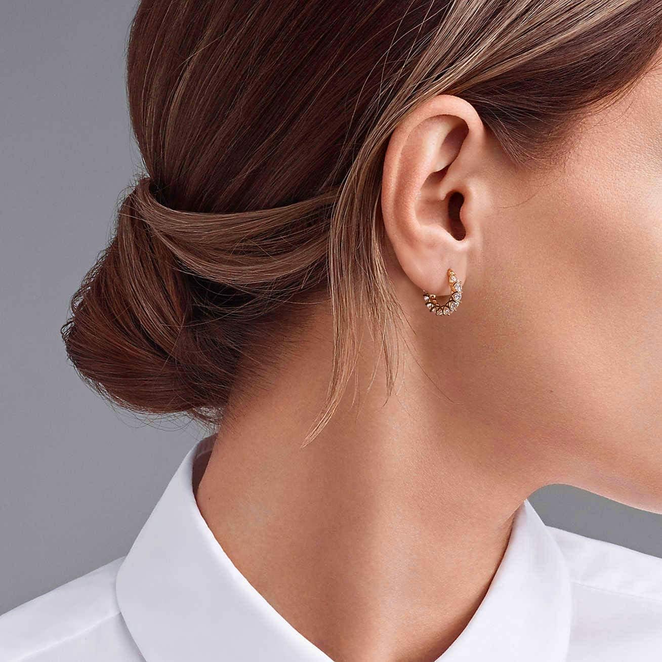 Aretes de aro de plata esterlina con circonita cúbica y aretes de o...