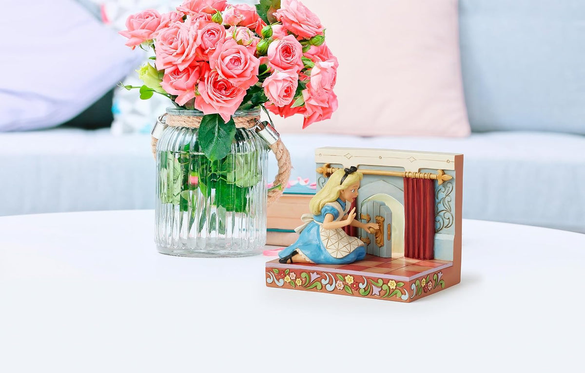 Enesco Disney Traditions by Jim Shore - Figura iluminada de Alicia...