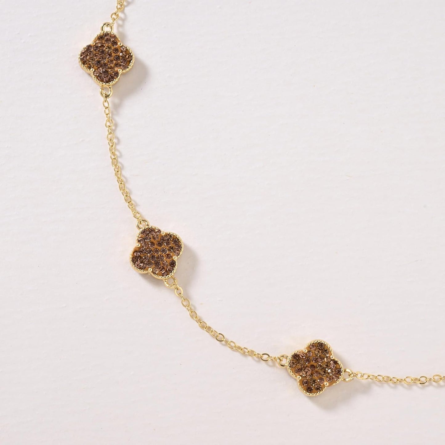 Billet-doux Collar de trébol chapado en oro de 18 quilates para muj...