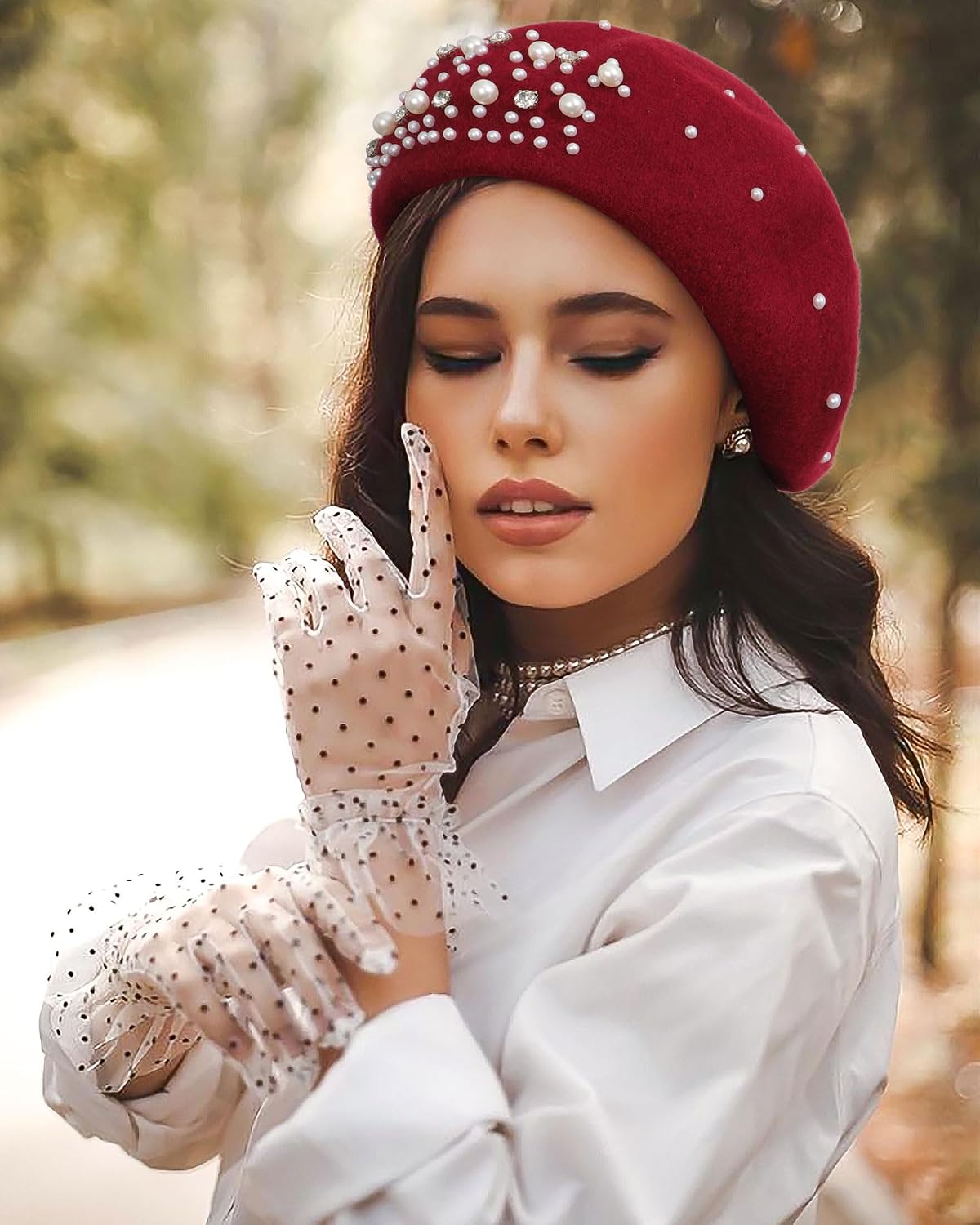 Boina clásica de lana francesa con adornos de perlas y diamantes de...