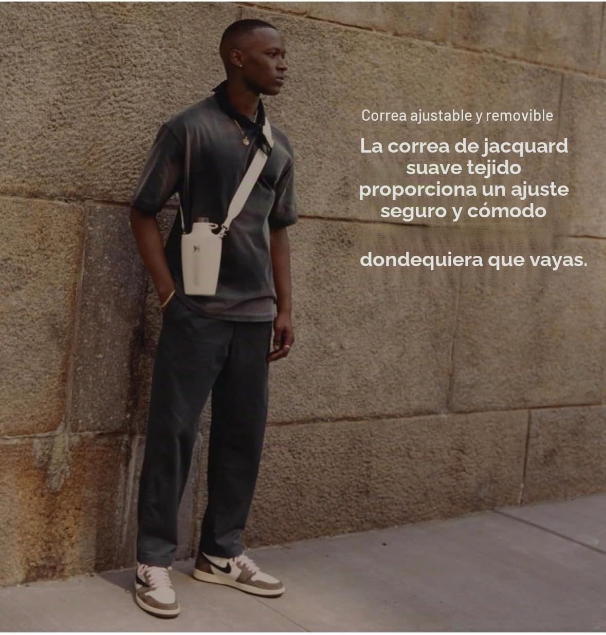 Stanley Cross Bottle | Botella de viaje de 23 onzas con correa de j...