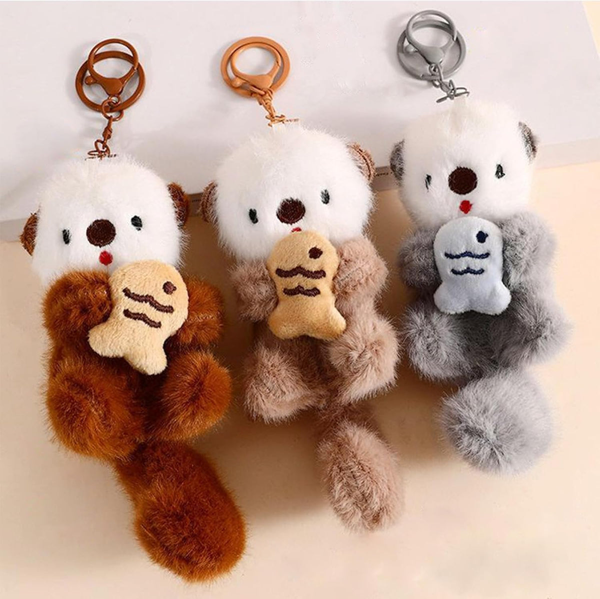 Llavero de peluche con dije de nutria para mujeres, adolescentes y...