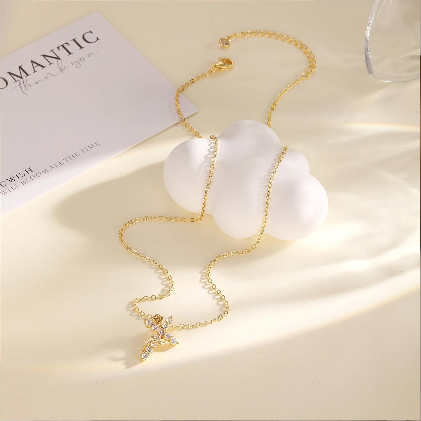 Yatumery Delicado collar de cruz de oro para mujer, chapado en oro...