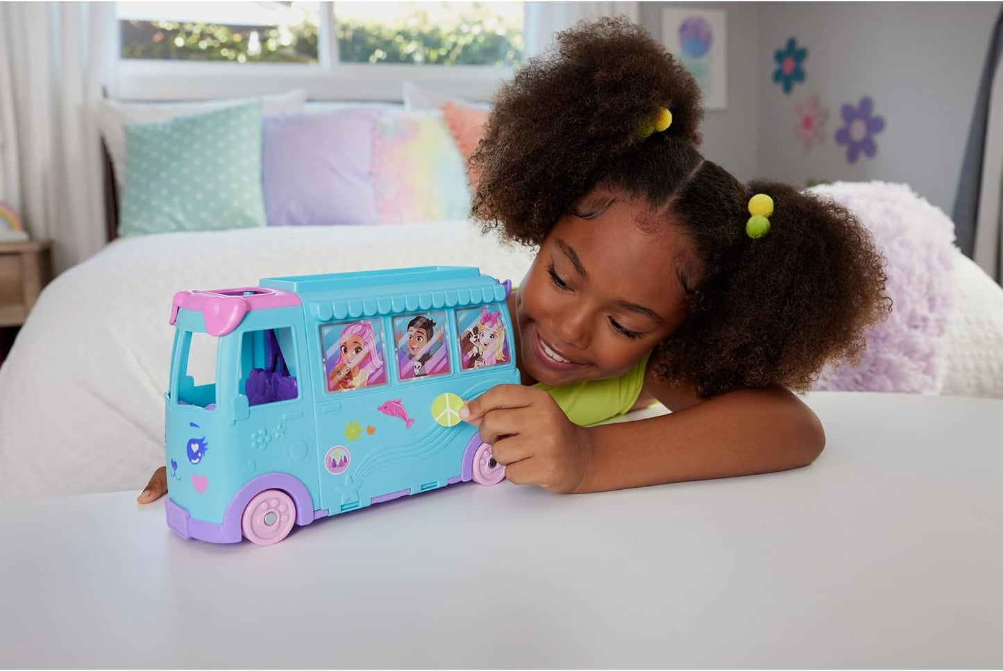 Polly Pocket Micro muñecas y vehículo transformador de furgoneta, a...