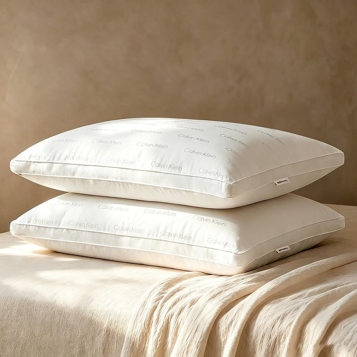 Calvin Klein Juego de 2 almohadas de hotel de lujo, tamaño Queen, s...