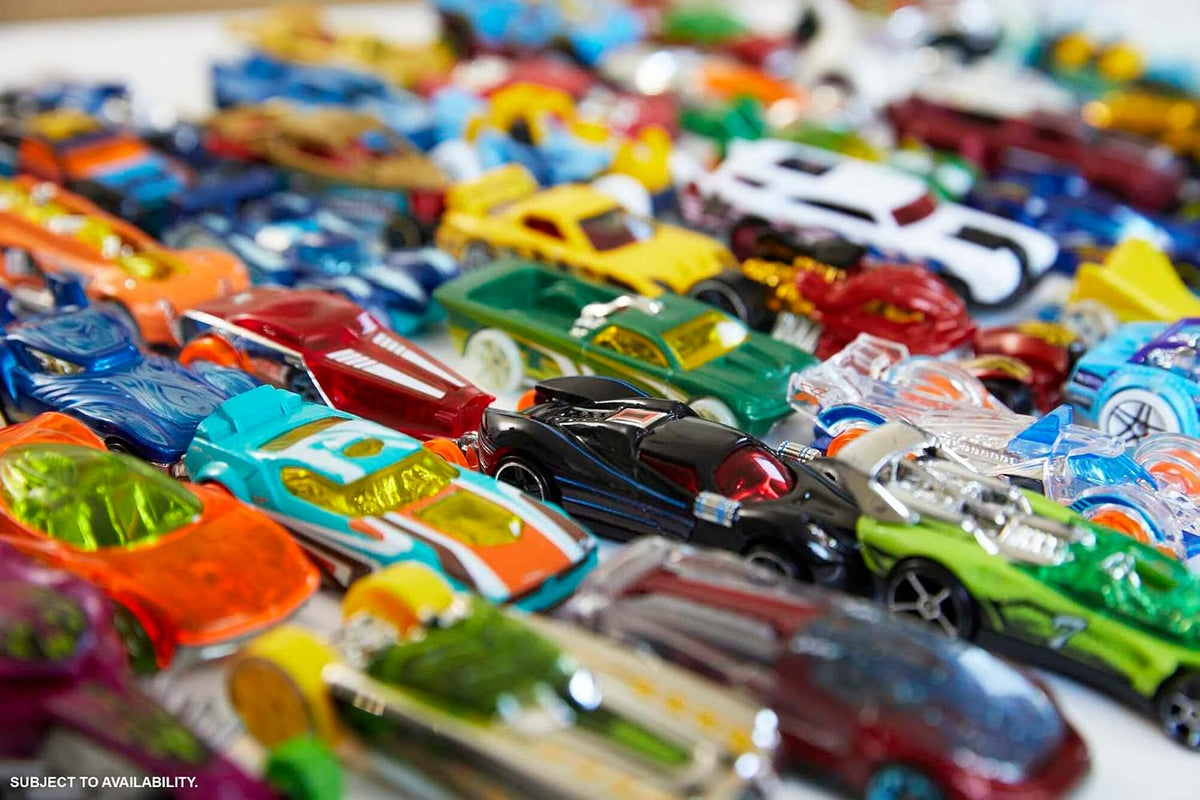 Hot Wheels Paquete de 40 autos y camiones de juguete, juego de 20 v...