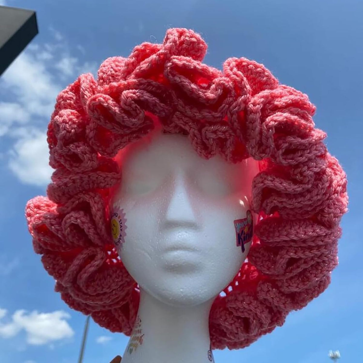 SUXINRY Sombrero de pescador hecho a mano de ganchillo para mujer,...