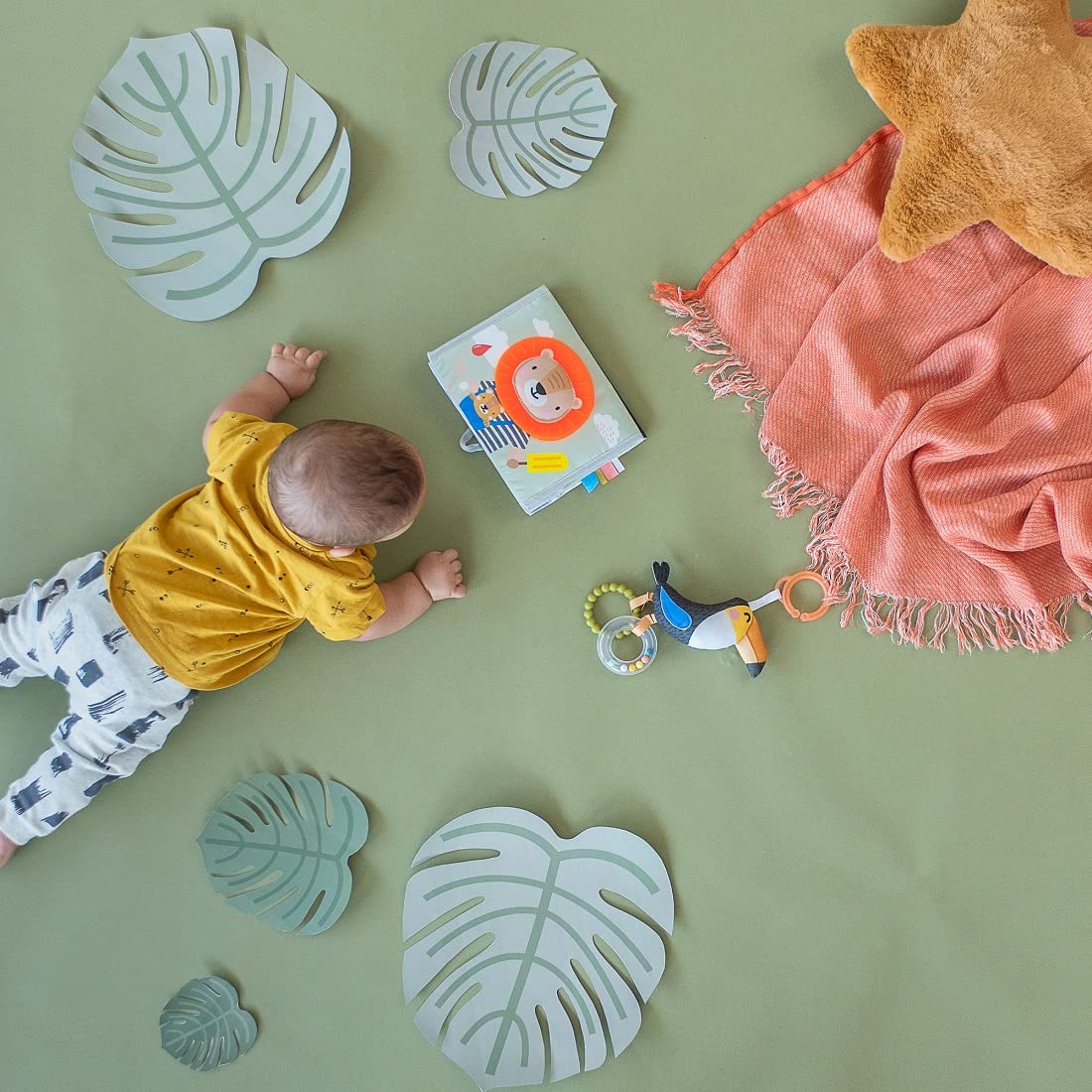 Taf Toys Savannah - Libro de actividades suave con sonido crujiente...