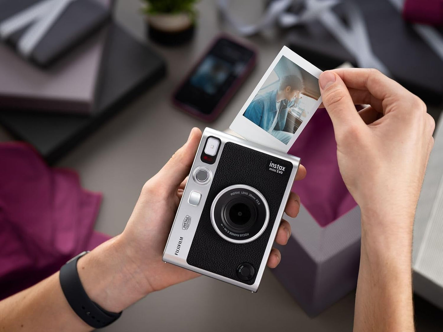 Fujifilm Instax Mini EVO - Cámara instantánea