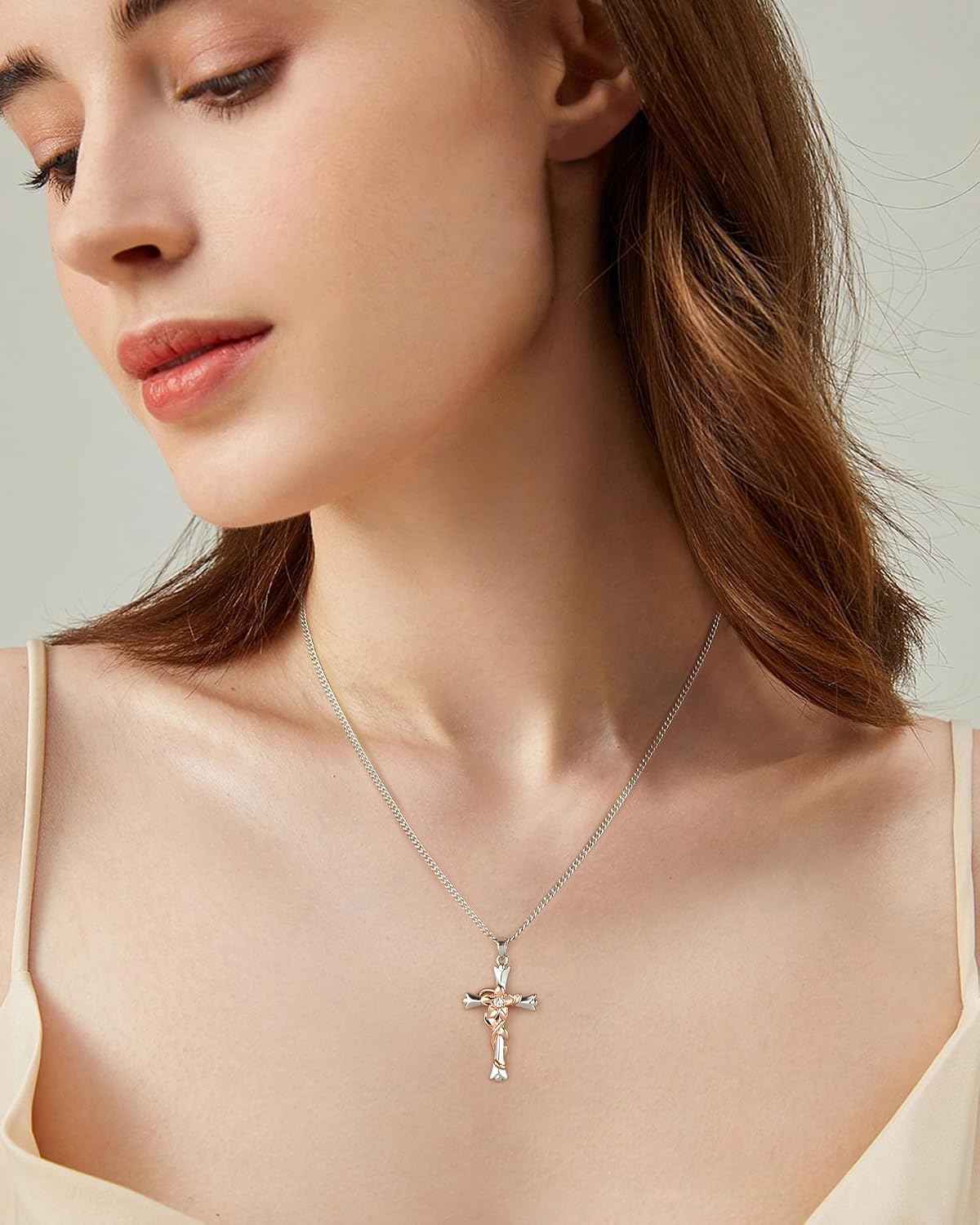 Collar de cruz ACECHA para mujer | Collar colgante de fe de plata c...