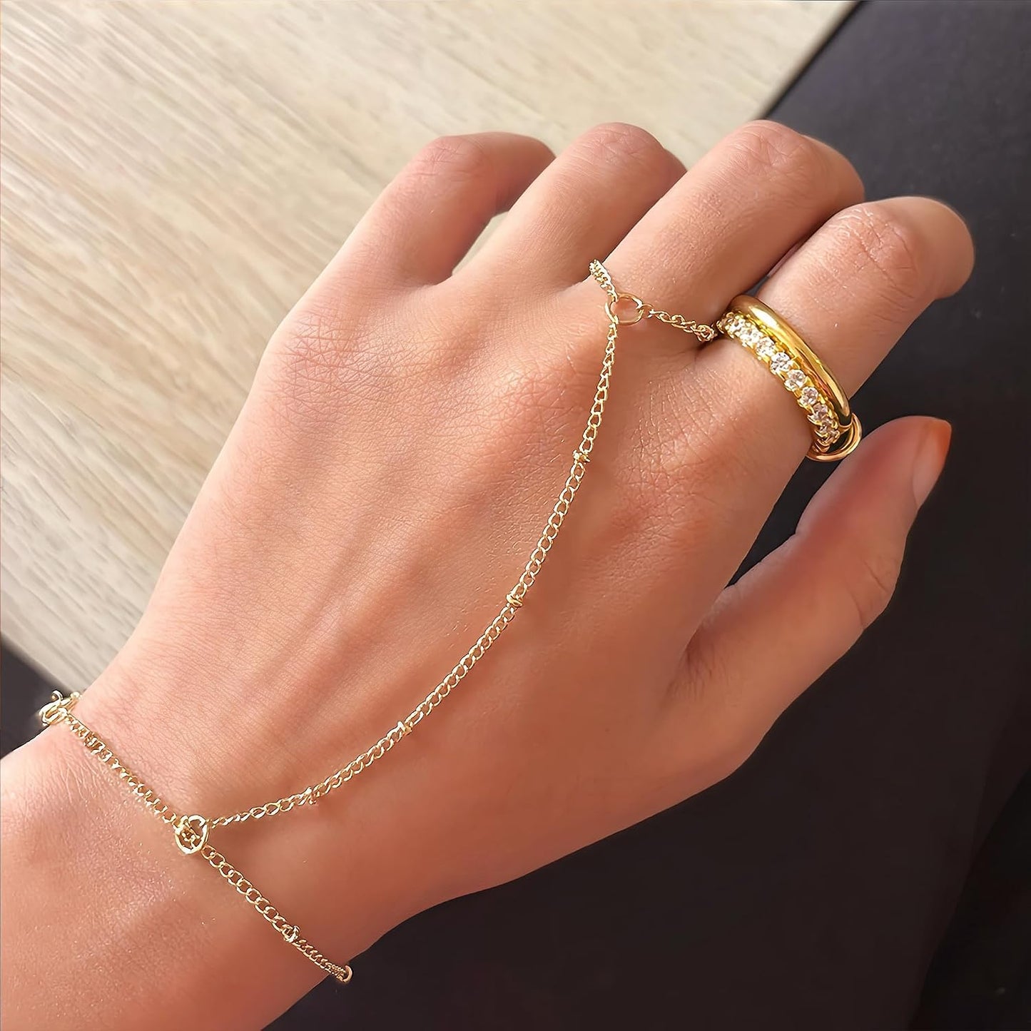 3 piezas de pulseras de cadena de mano chapadas en oro de 14 quilat...