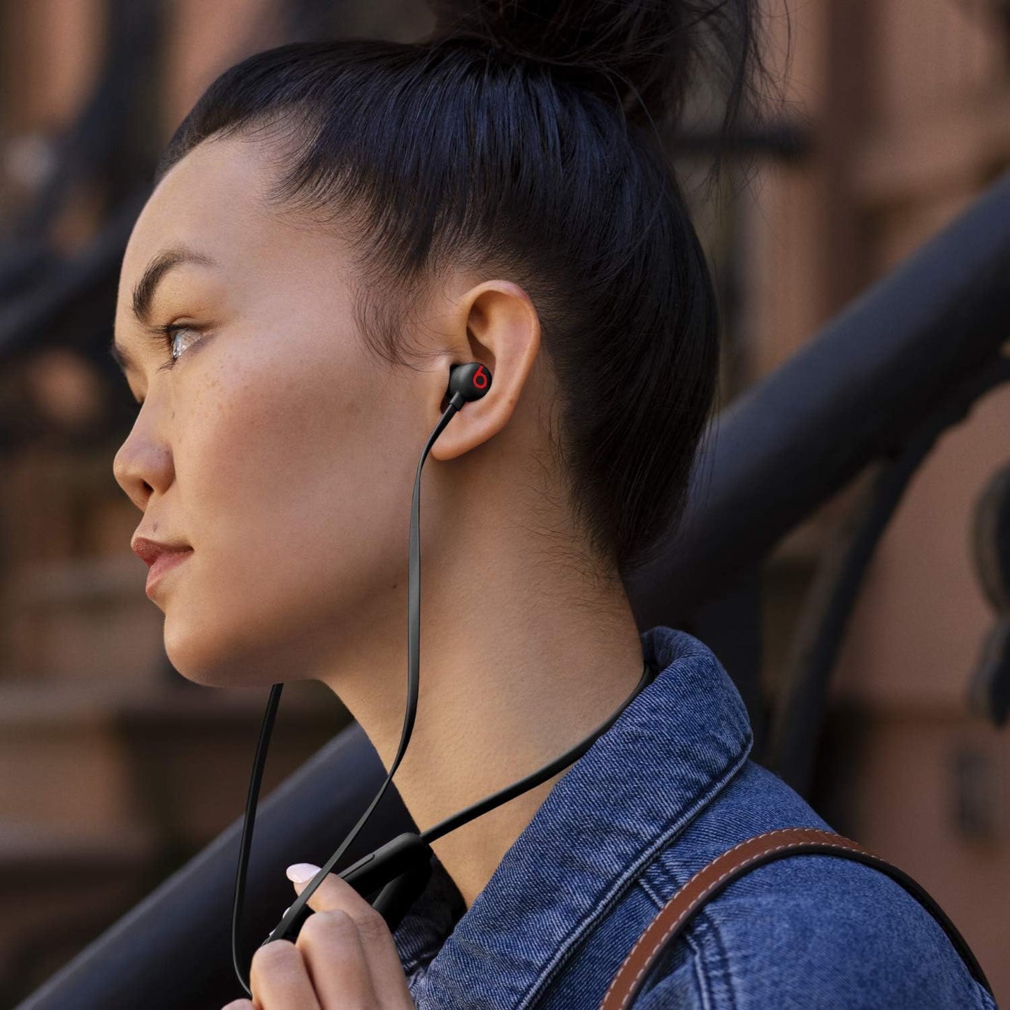 Beats Flex Auriculares inalámbricos - Chip de auriculares Apple W1,...