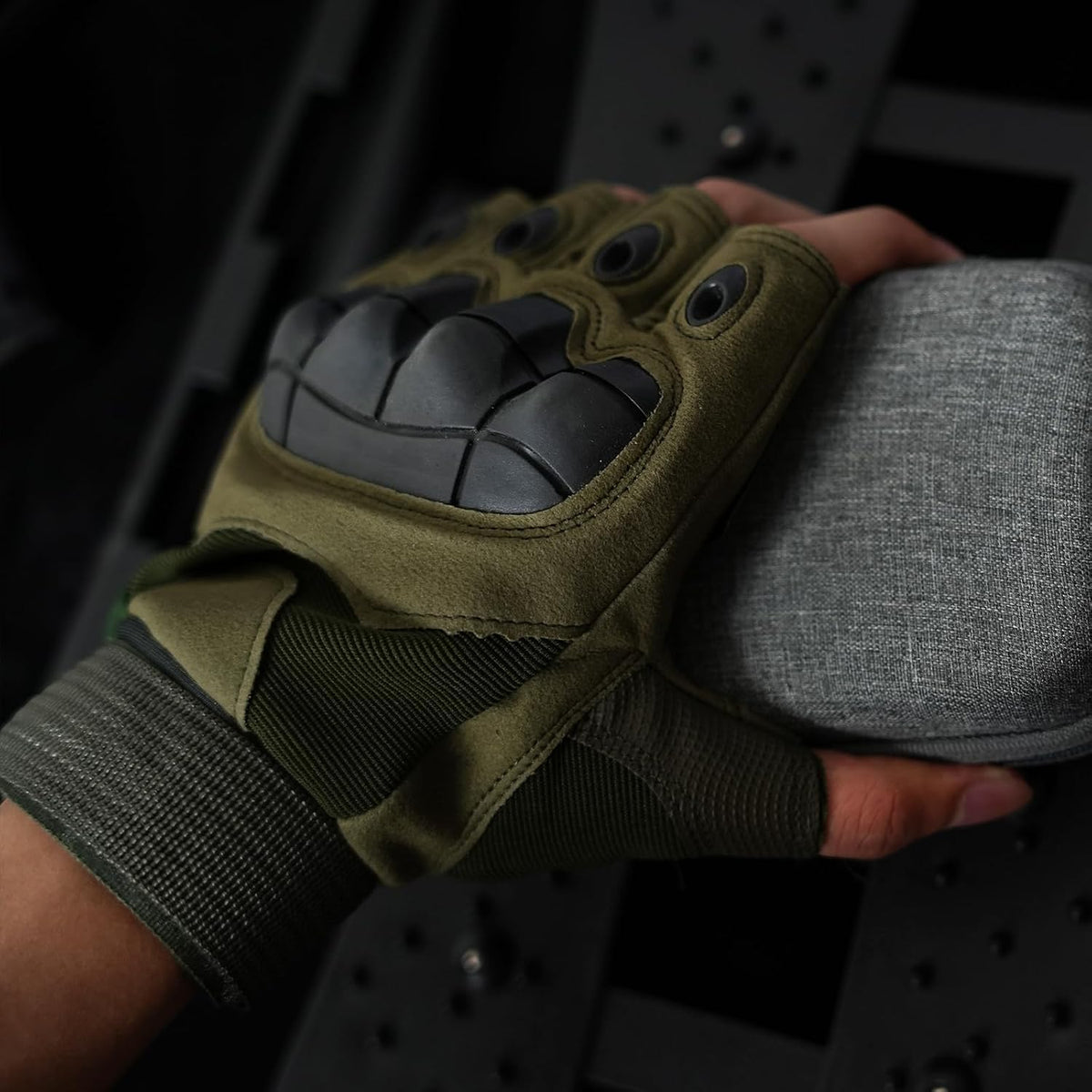 GCSIOM - Guantes tácticos sin dedos transpirables, antideslizantes,...
