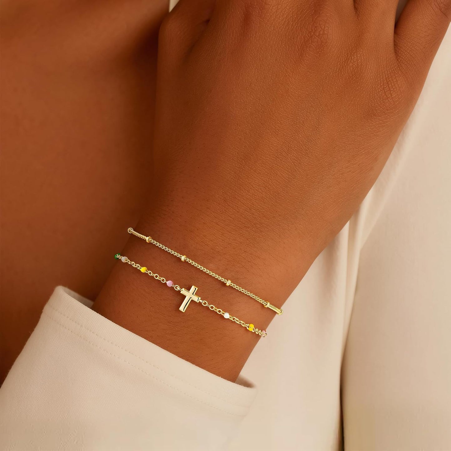 Turandoss Pulsera de cruz para mujer, chapada en oro de 14 quilates...