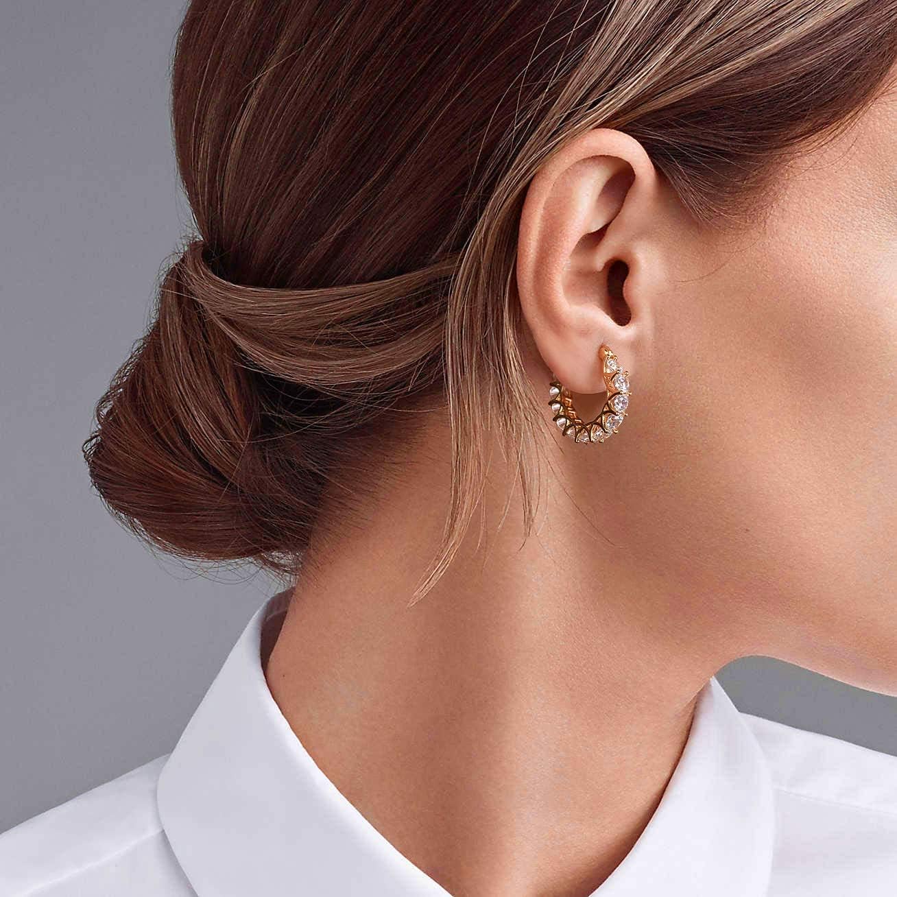 Aretes de aro de plata esterlina con circonita cúbica y aretes de o...