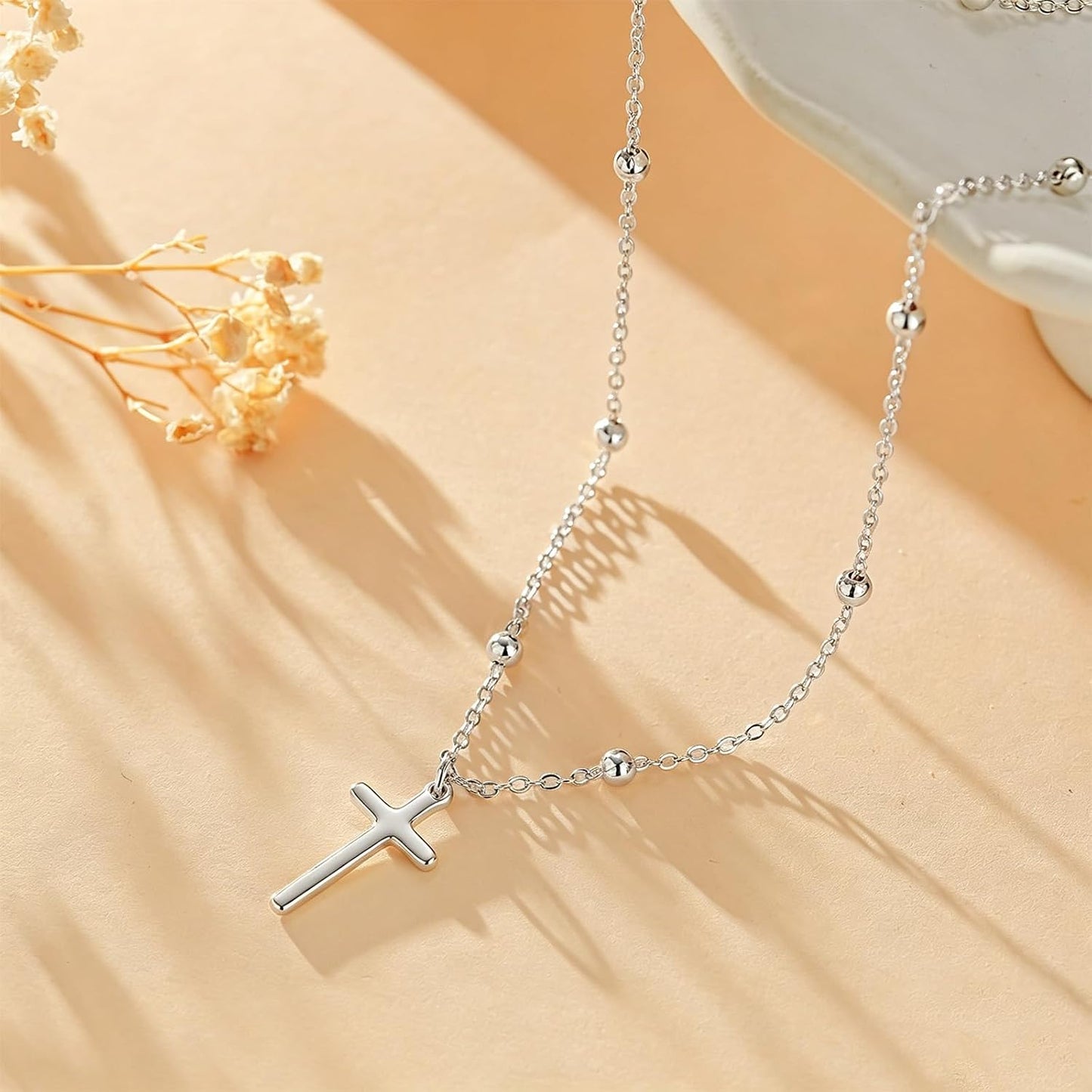 De Amo Sara Collar de cruz para mujer, delicado colgante de cruz ch...