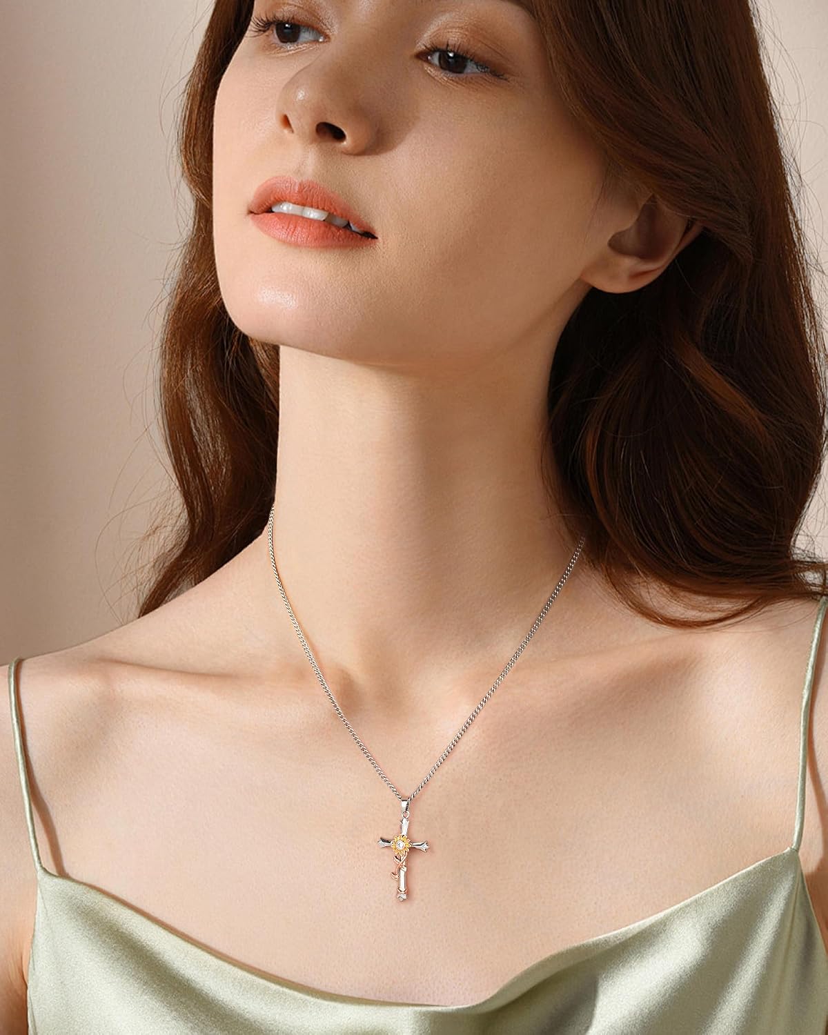 Collar de cruz ACECHA para mujer | Collar colgante de fe de plata c...