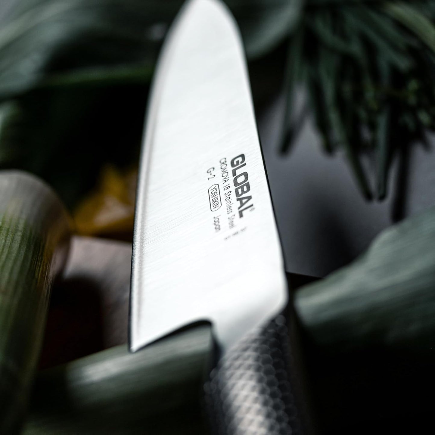 Global Cuchillo de chef de 8 pulgadas, acero inoxidable japonés lig...