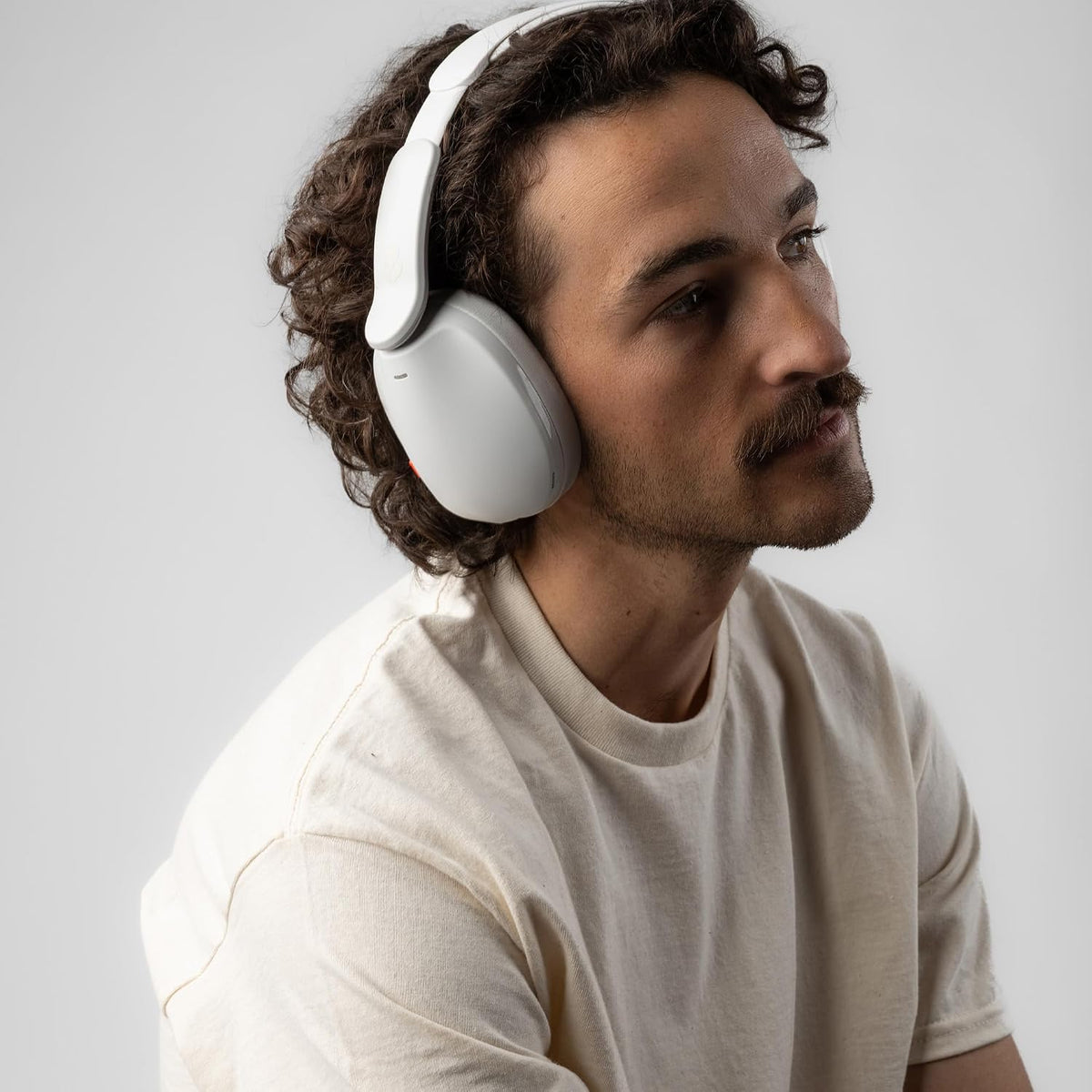 Skullcandy HESH 360 - Hueso | Batería de 100 horas, ajuste con aisl...