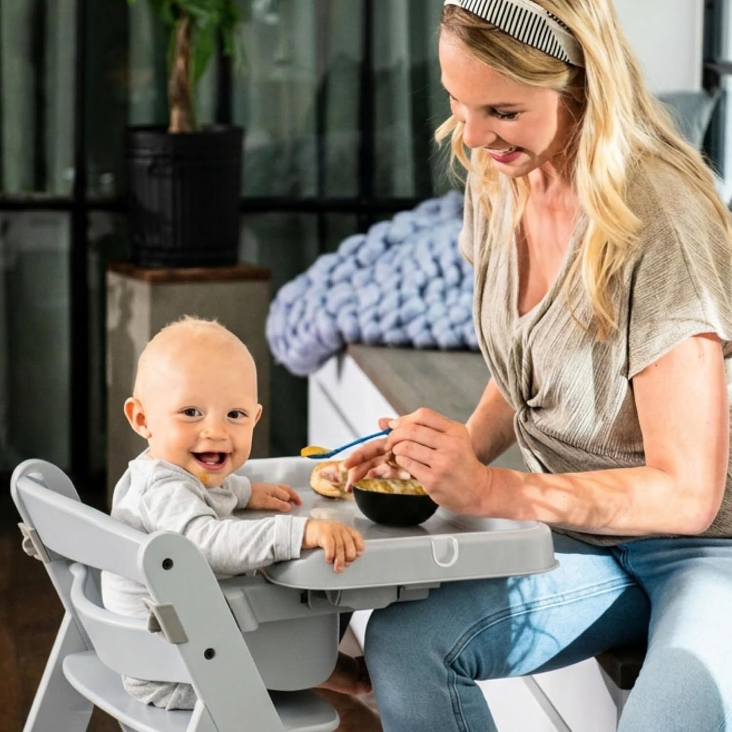 hauck Alpha+ Grow Along - Silla alta con mesa con bandeja, color gr...