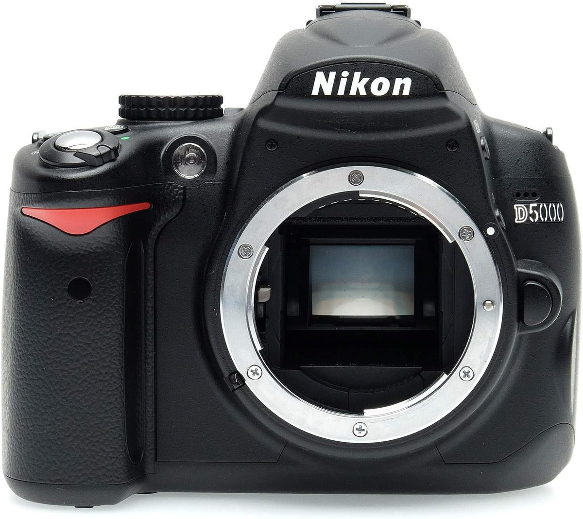 Nikon D5000 12.3 MP DX Cámara digital SLR con LCD de ángulo variabl...