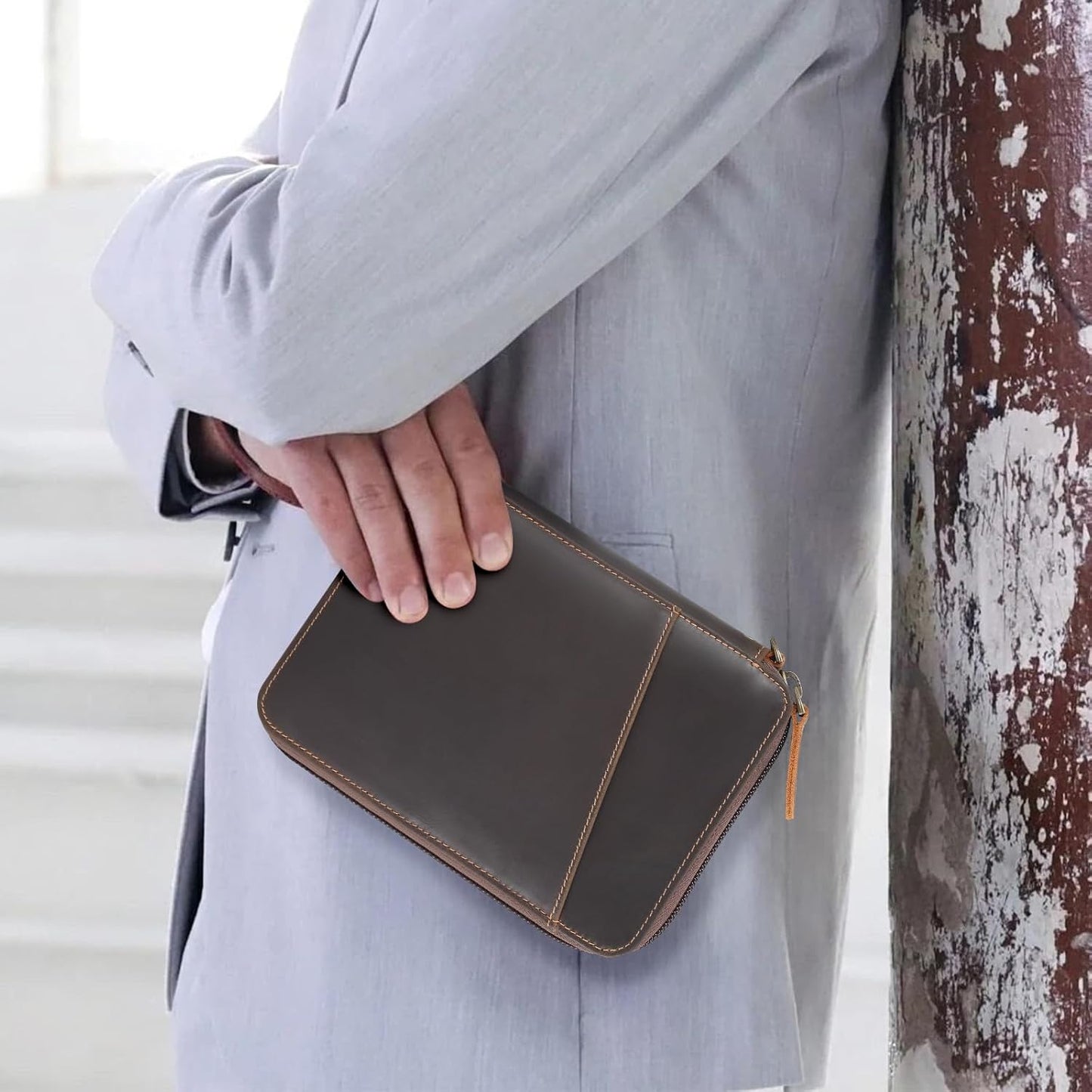 Polare - Cartera de cuero de grano completo para pasaporte familiar...