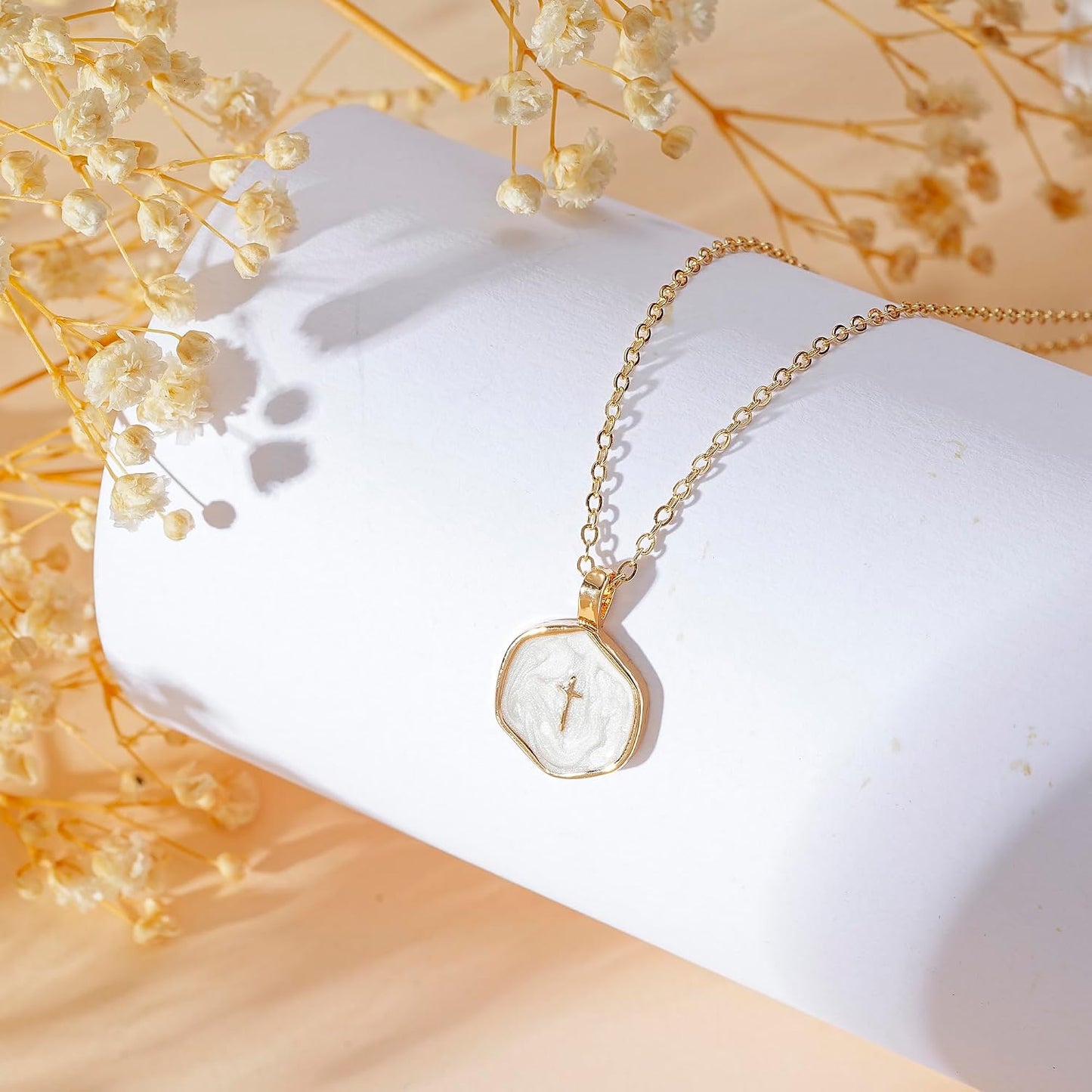 ZEATHAN Collar de cruz de oro de 14 quilates para mujer, delicado c...