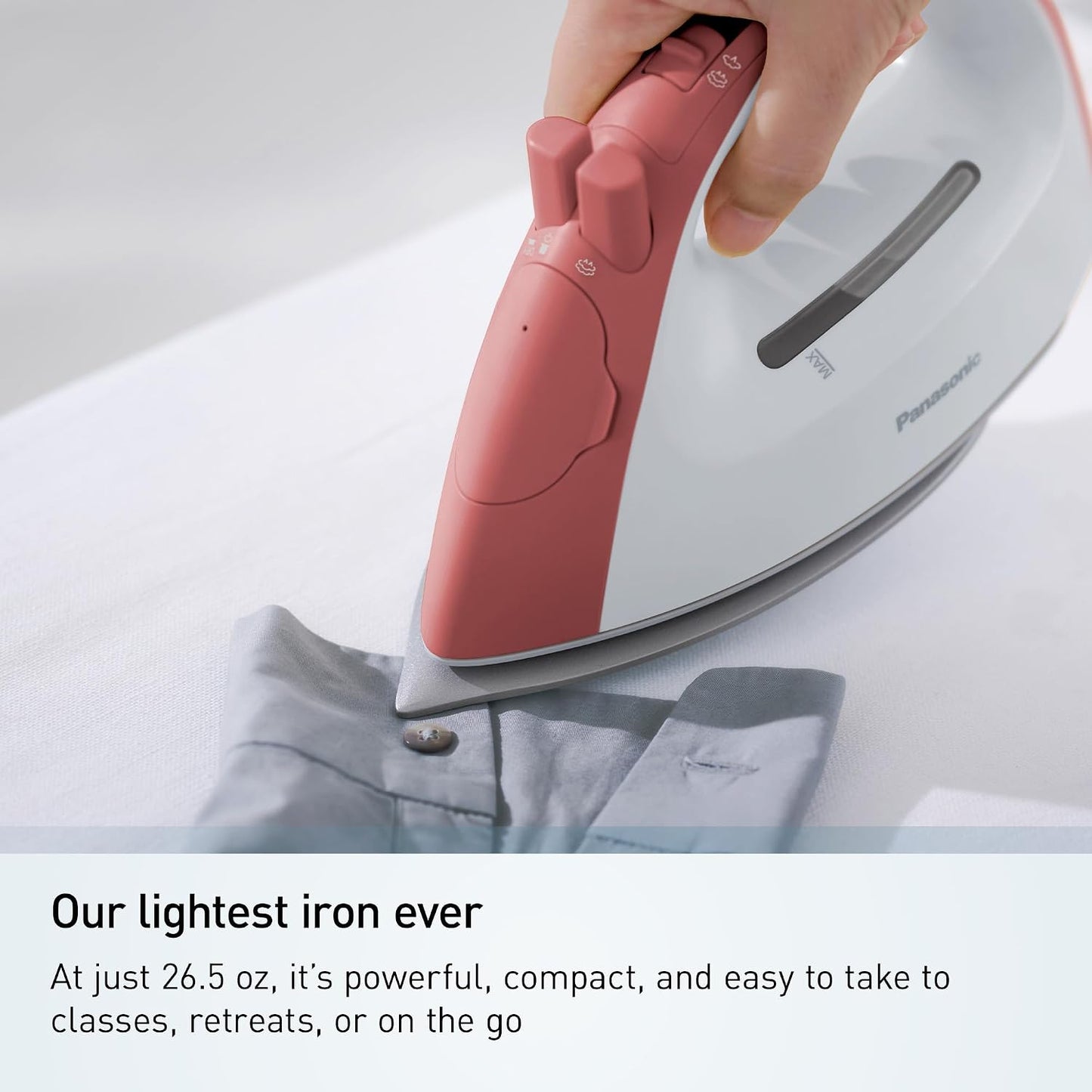 Plancha de vapor inalámbrica Panasonic, Compacta, Ligera, con estac...