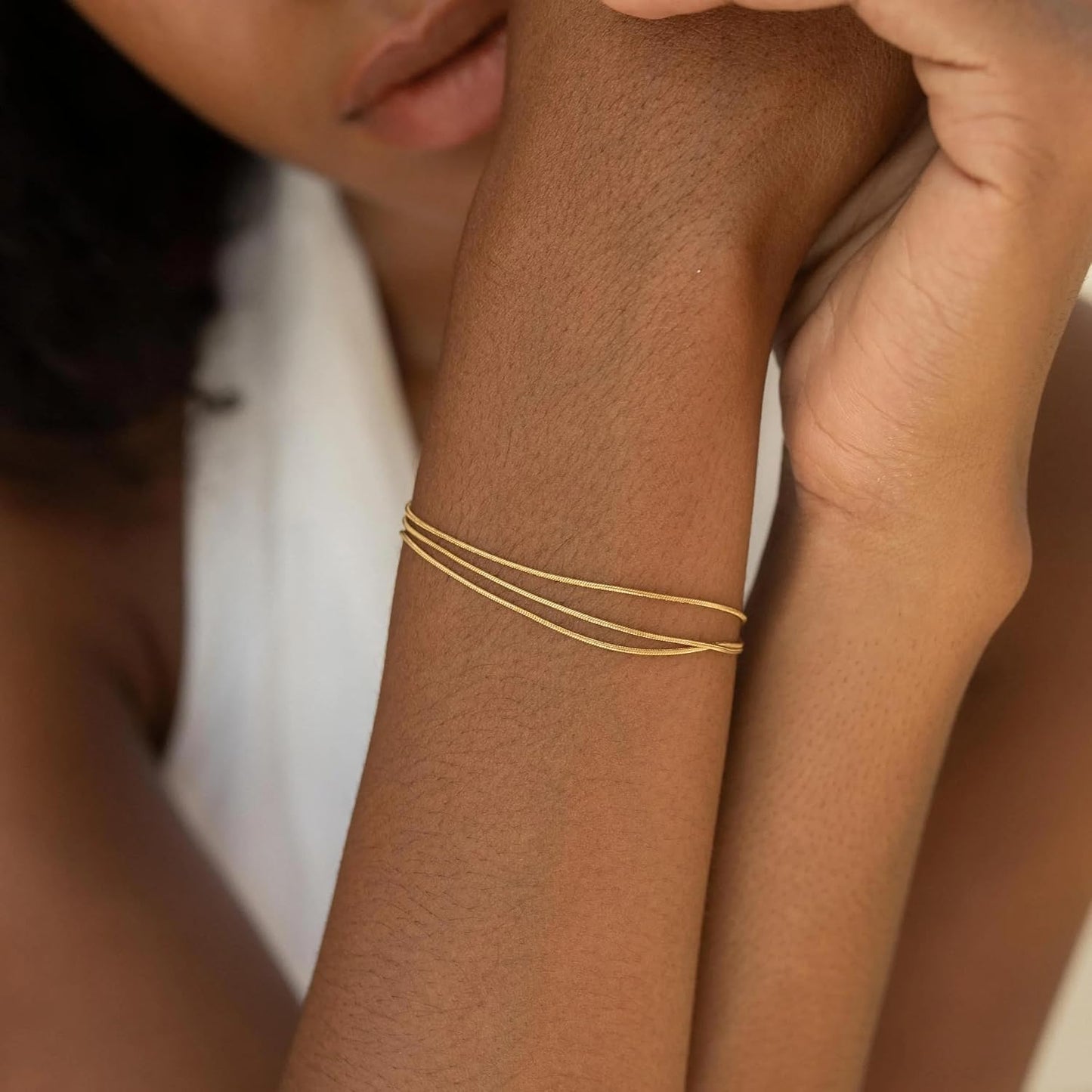 Striviio Pulseras de oro para mujer, chapado en oro de 14 quilates,...