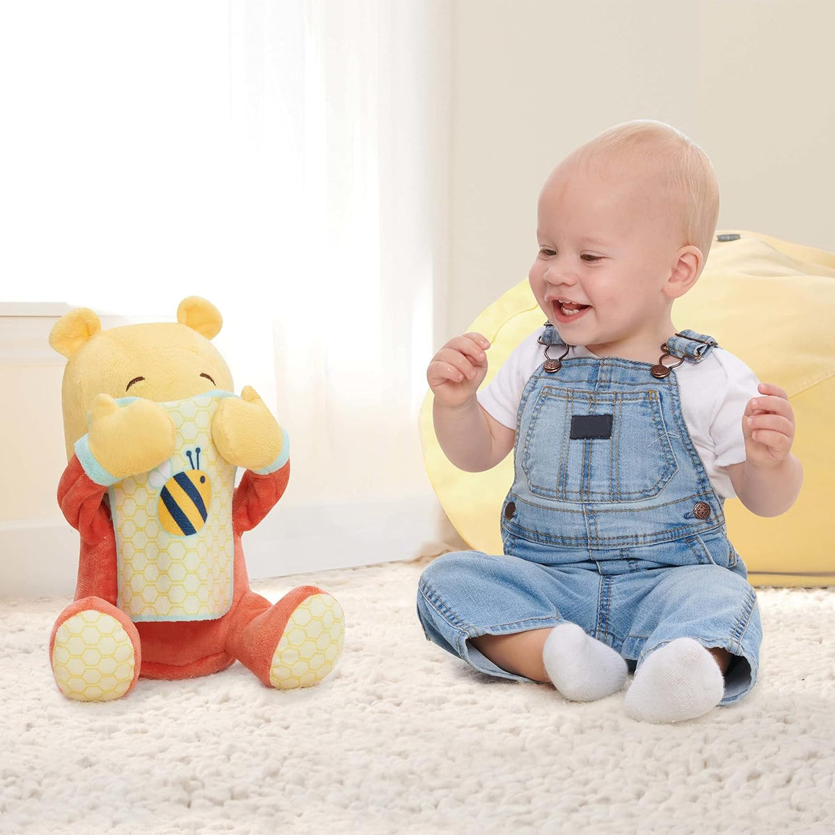 Disney Bebé Escondite Winnie the Pooh - Peluche interactivo | Regal...