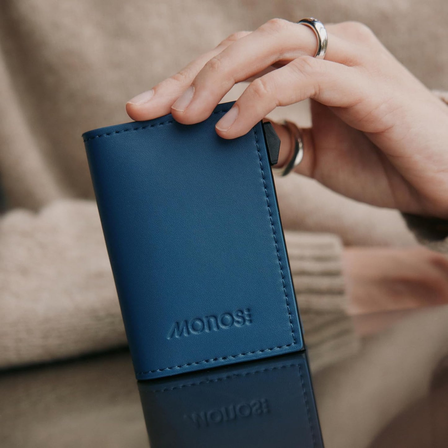 Monos Slim Wallet Pro - Cartera de aluminio con bloqueo RFID | Cuer...