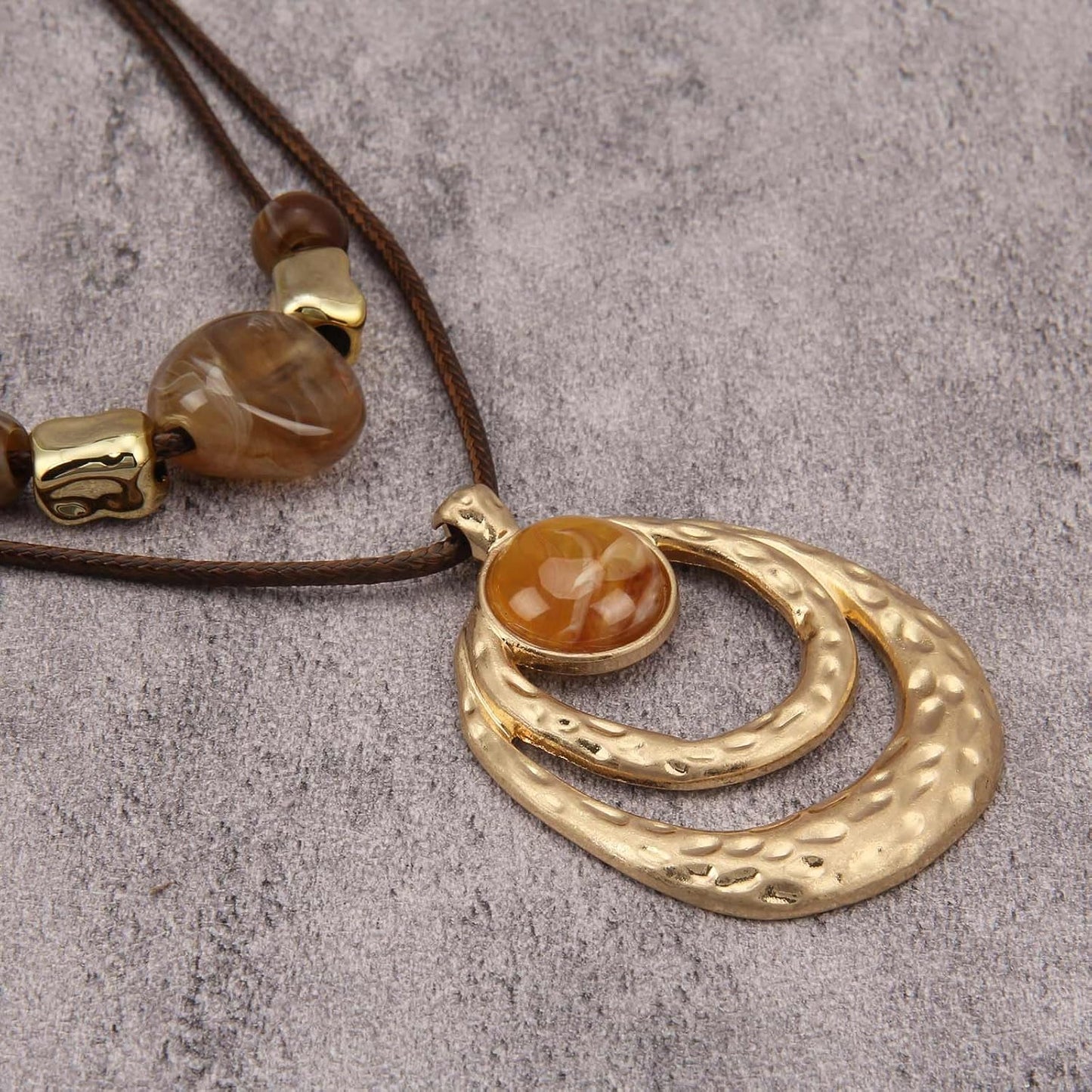 joymiao Collares bohemios para mujer, collar de círculo grueso, gar...