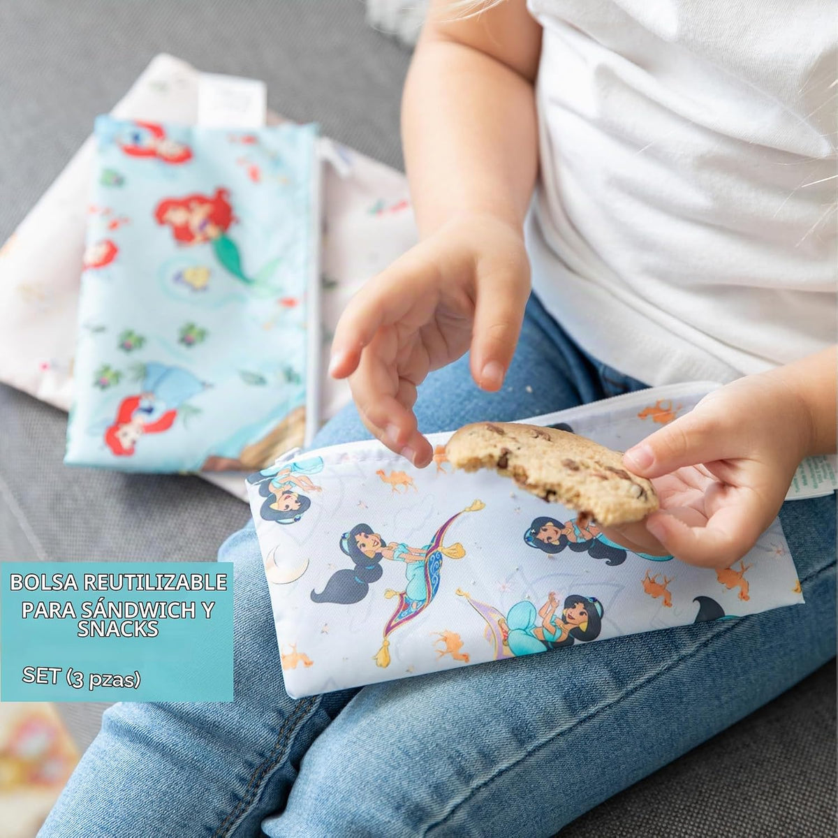 Bumkins Disney Babero Delantal con Volantes y Paquete de 3 Bolsas p...