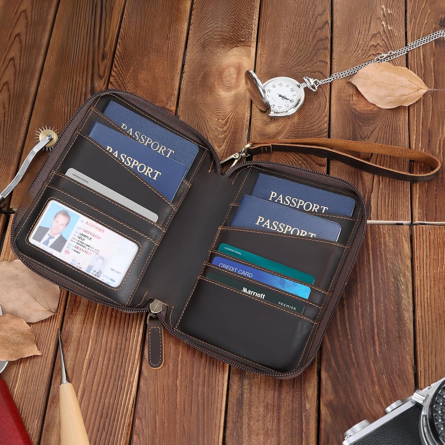 Polare - Cartera de cuero de grano completo para pasaporte familiar...