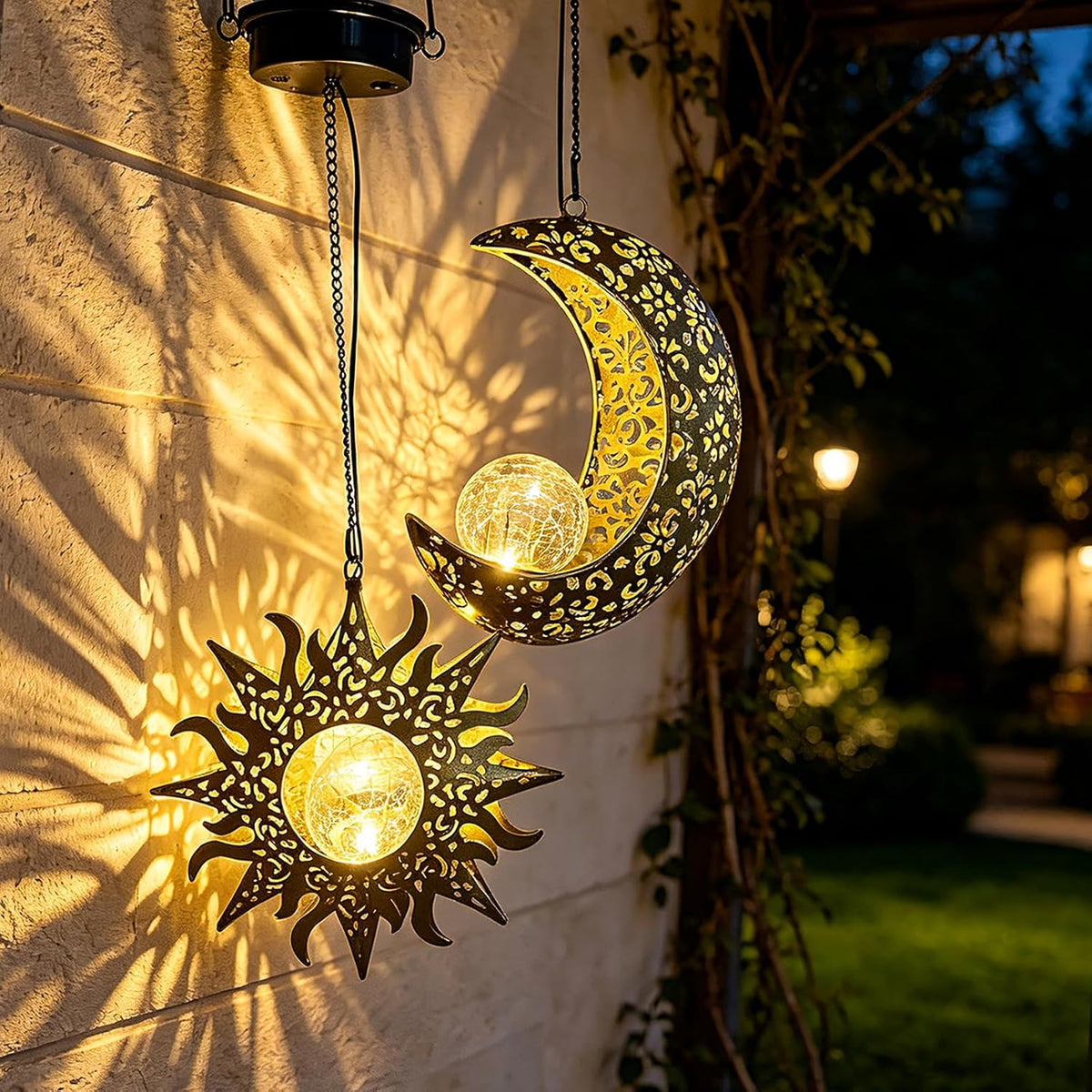 QCF Juego de luces solares colgantes de sol y luna para exteriores,...