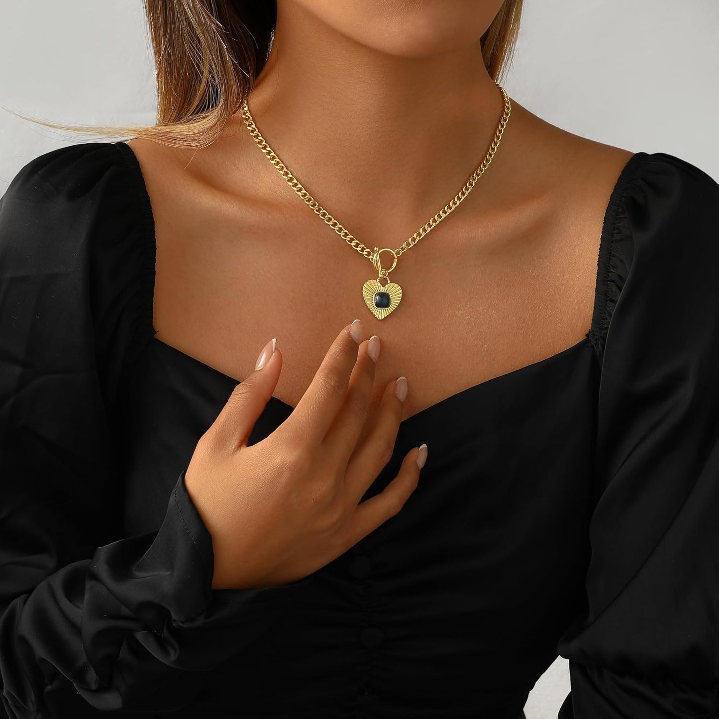 JIKASI Collar de corazón para mujer, delicado chapado en oro de 14...
