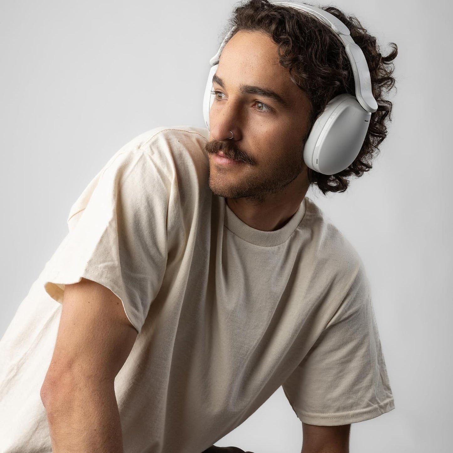 Skullcandy HESH 360 - Hueso | Batería de 100 horas, ajuste con aisl...