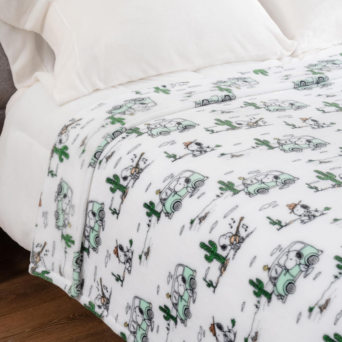 Berkshire Blanket Peanuts® VelvetLoft® - Manta de felpa de Snoopy c...